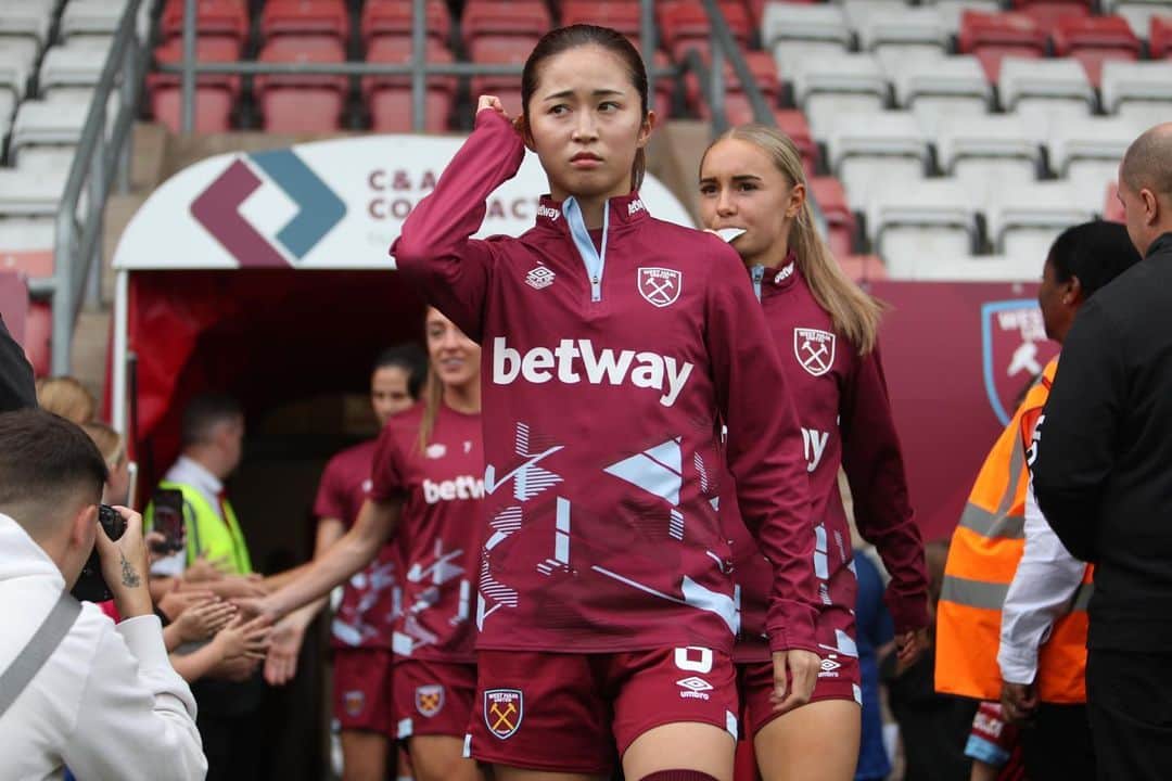 清水梨紗さんのインスタグラム写真 - (清水梨紗Instagram)「. First game of 23/24 Thank you for all the support 🫶  #westham  #westhamwomen」10月3日 18時53分 - risa_shimizu_2