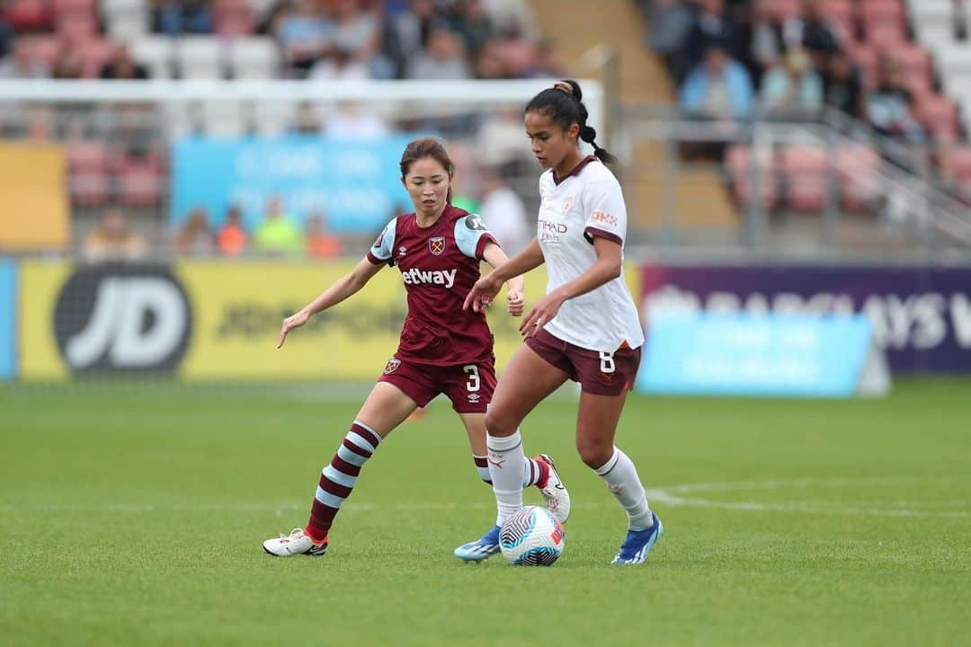 清水梨紗のインスタグラム：「. First game of 23/24 Thank you for all the support 🫶  #westham  #westhamwomen」