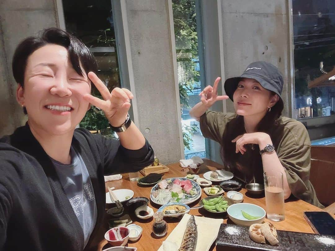 シン・ジエのインスタグラム：「🤩」