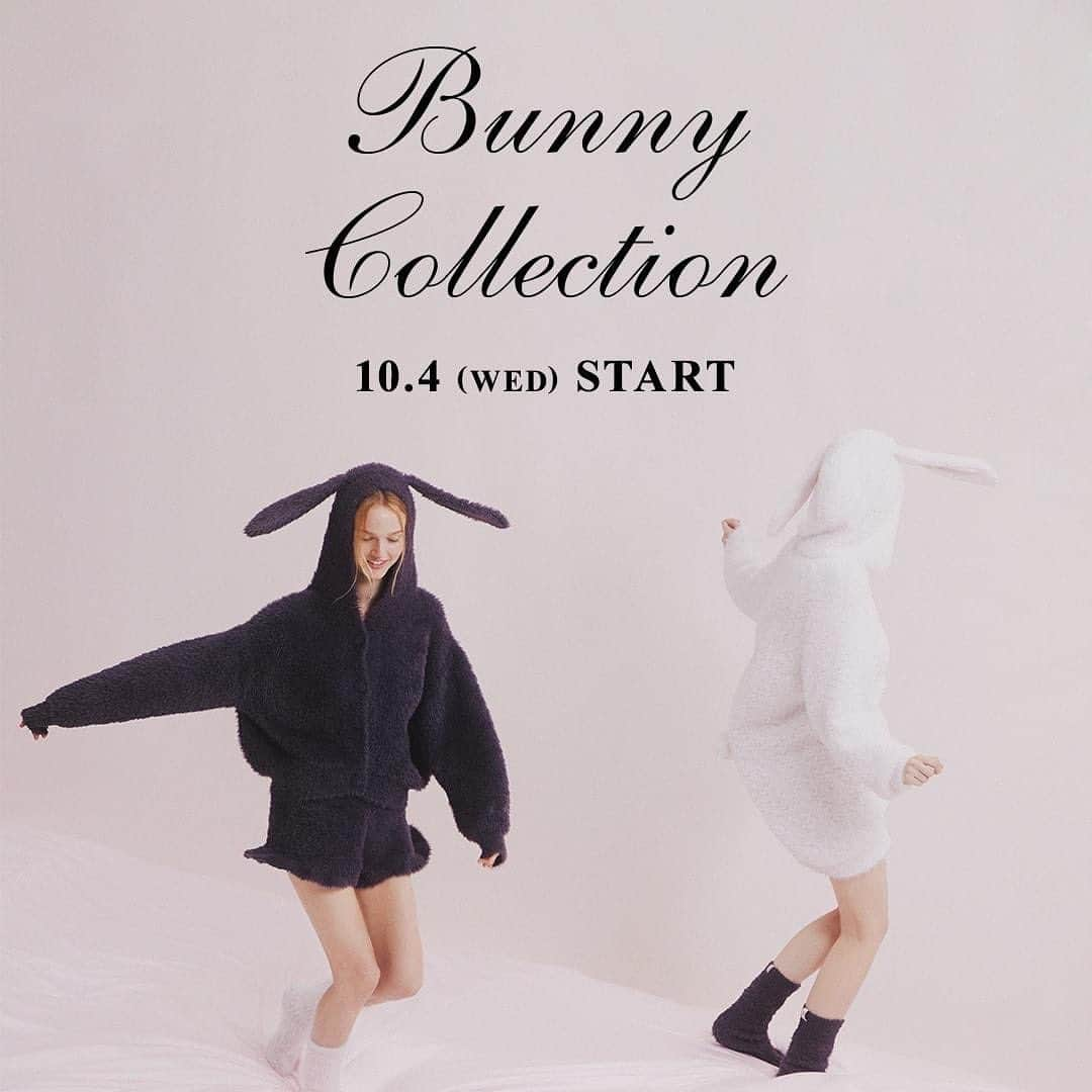 ジェラートピケさんのインスタグラム写真 - (ジェラートピケInstagram)「【FAIR】  10.4(WED) START 🐇 Bunny Collection 🐇  子ウサギの毛並みをイメージした、思わず触りたくなるようなふわふわで毛足の長い素材'バニーモコ'のルームウェア。 フードにはキュートな耳と、お尻には丸いしっぽがついています。 合わせてコーディネートできる同素材のソックスもラインアップ。  ITEM:CARDIGAN/PANTS/ONE PIECE/SOCKS/HANDBAG/ROOM SHOES COLOR:DGRY/PINK  #gelatopique #ジェラートピケ #roomwear #pique_halloween #halloween #ピケハロウィン #ハロウィン #ハロウィン仮装 #ハロウィンパーティー @gelatopique_official_snap」10月3日 19時11分 - gelatopique_official