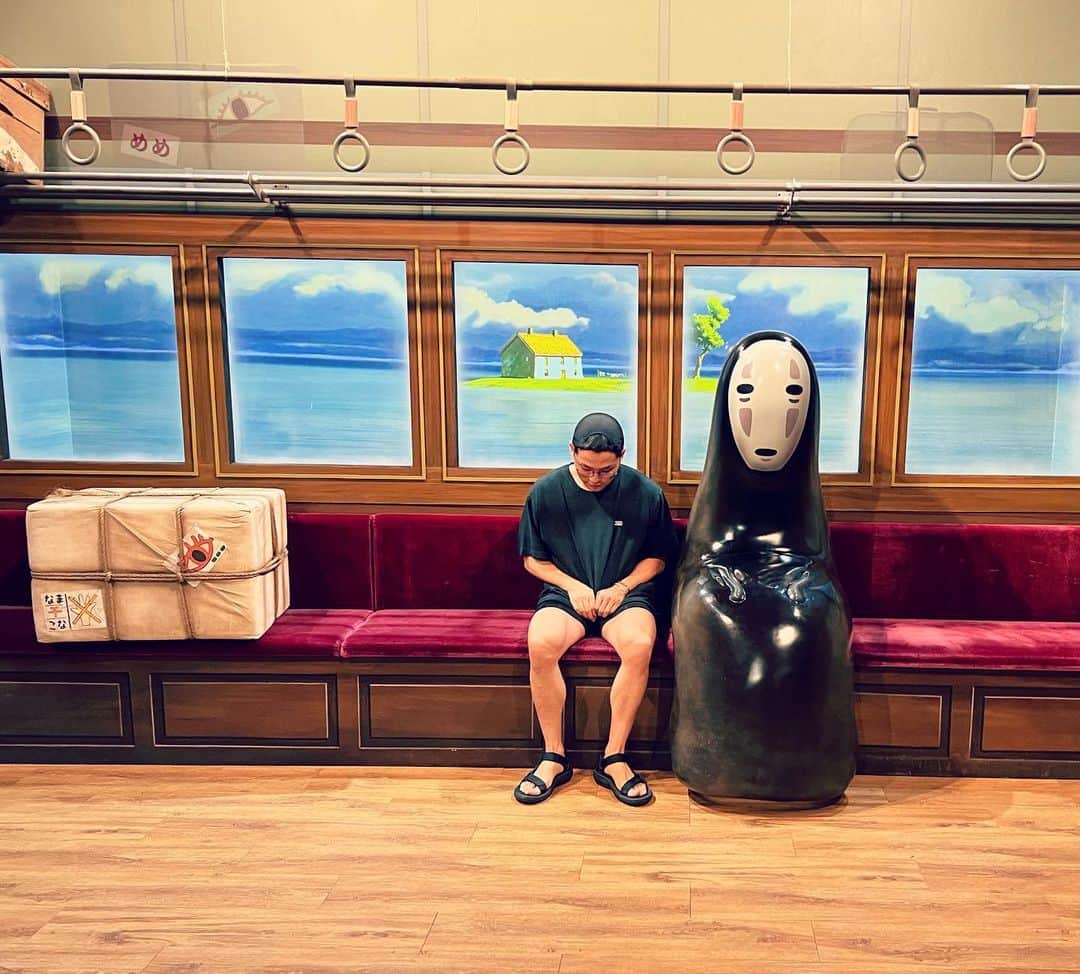 広海・深海さんのインスタグラム写真 - (広海・深海Instagram)「#jiburi  #🇯🇵  みんなジブリは 何が好き？？？😋」10月3日 19時06分 - twins_tokyo