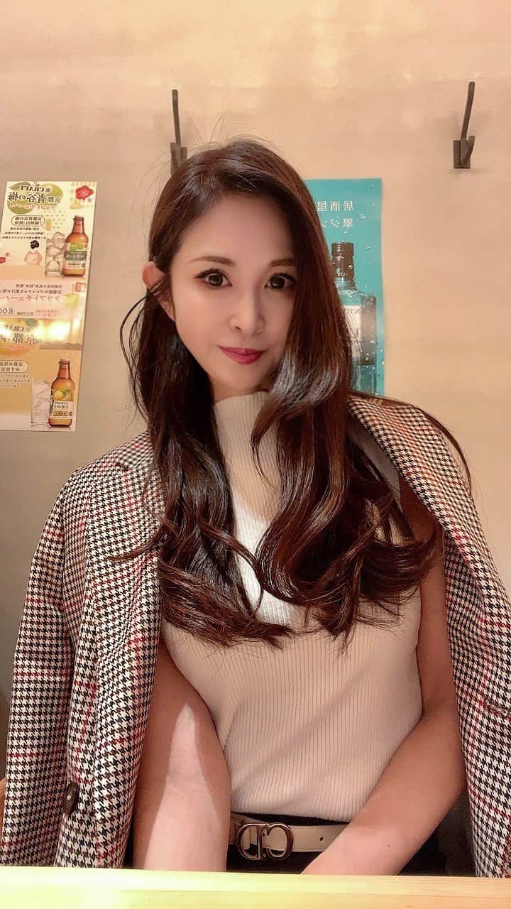 のインスタグラム：「主人の知り合いのお店がオープンされたので行って来ました♪ 祇園で餃子とおでんのお店で朝3時まで営業されています。 うどんや肉吸いもあるのでお酒を飲んだ帰りにもピッタリですよ☺️ @suzucho_2023   #鈴兆祇園#餃子#祇園餃子」