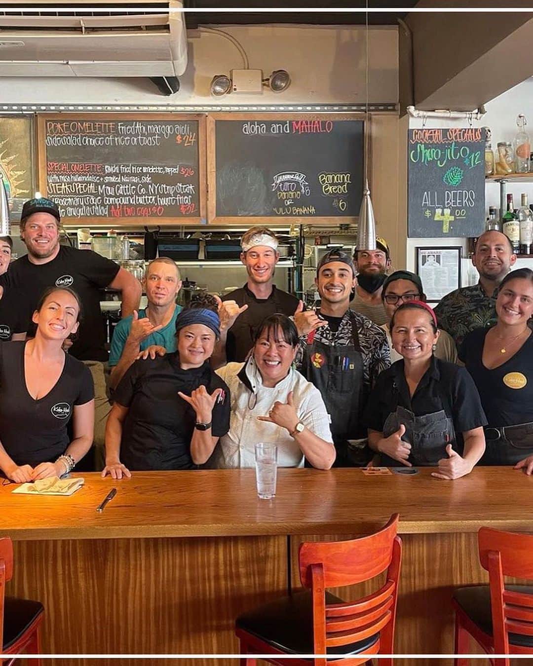 森雅子さんのインスタグラム写真 - (森雅子Instagram)「✨✨✨  【マウイ島山火事からの復興プロジェクト】 ぜひ最後までお読み下さい🙇‍♀️  ハワイ・マウイ島で被災した 全米スターシェフ Lee Anne Wongの レストラン復興プロジェクトのお知らせです。  @leeannewong   Lee Anne Wongさんは 全米に知られたスターシェフで  日本にも就航している ハワイアンエアラインの機内食は 彼女が監修しています。  彼女はオアフ島で『koko head cafe』 マウイ島で『papa aina maui』の 2つのハワイアンレストランを 経営していましたが  8月に発生したマウイ島の 大規模な山火事により マウイ島のお店が全焼して しまいました。  私もYouTubeなどで マウイ島の現状を見ていますが まだまだラハイナの復興は 厳しいと言わざるを得ません。  今回、koko head cafe 東京店を運営する 『株式会社FBDホールディングス』様から お話を聞き  私も少しでも力になれたらと こちらでご紹介させていただきます。  2023年9月28日〜2023年10月30日まで 『MAKUAKE』にて Lee Anne Wong レストラン復興プロジェクトを 行っています。 4枚目〜6枚目→  10.000円の応援購入で  全国60店舗以上のFBDホールディングスの 飲食店で使える 『3.000円分のお食事券』と  東京店内もしくはハワイ店に モニュメントとして『応援者様の ネームを刻む』プロジェクトを開催中です。  ここではお店やLeeさんの事を 全て書ききれないので 詳しくはMAKUAKEをご覧下さい。  @makuake_official   https://www.makuake.com/project/leeannewong/  ストーリーハイライトにも リンクを貼っておきます。  私も8月にハワイに行ったばかりで 大好きなハワイ🌺✨  早くラハイナに日常が戻ってきますように。  @leeannewong  @kokoheadcafe  @papaainamaui  @kokoheadcafetokyo   ・ ・  #leeannewong  #kokoheadcafe  #hawaii #maui #mauihawaii  #kokoheadcafetokyo  #papaainamaui  #makuake #makuakeプロジェクト  #マウイ #マウイ島 #復興支援  #復興に向けて手を繋ごう  #復興プロジェクト  #社会貢献 #社会貢献活動  #マクアケ #ハワイ大好き  #ココヘッドカフェ #ハワイ」10月3日 19時34分 - mako_marie_an