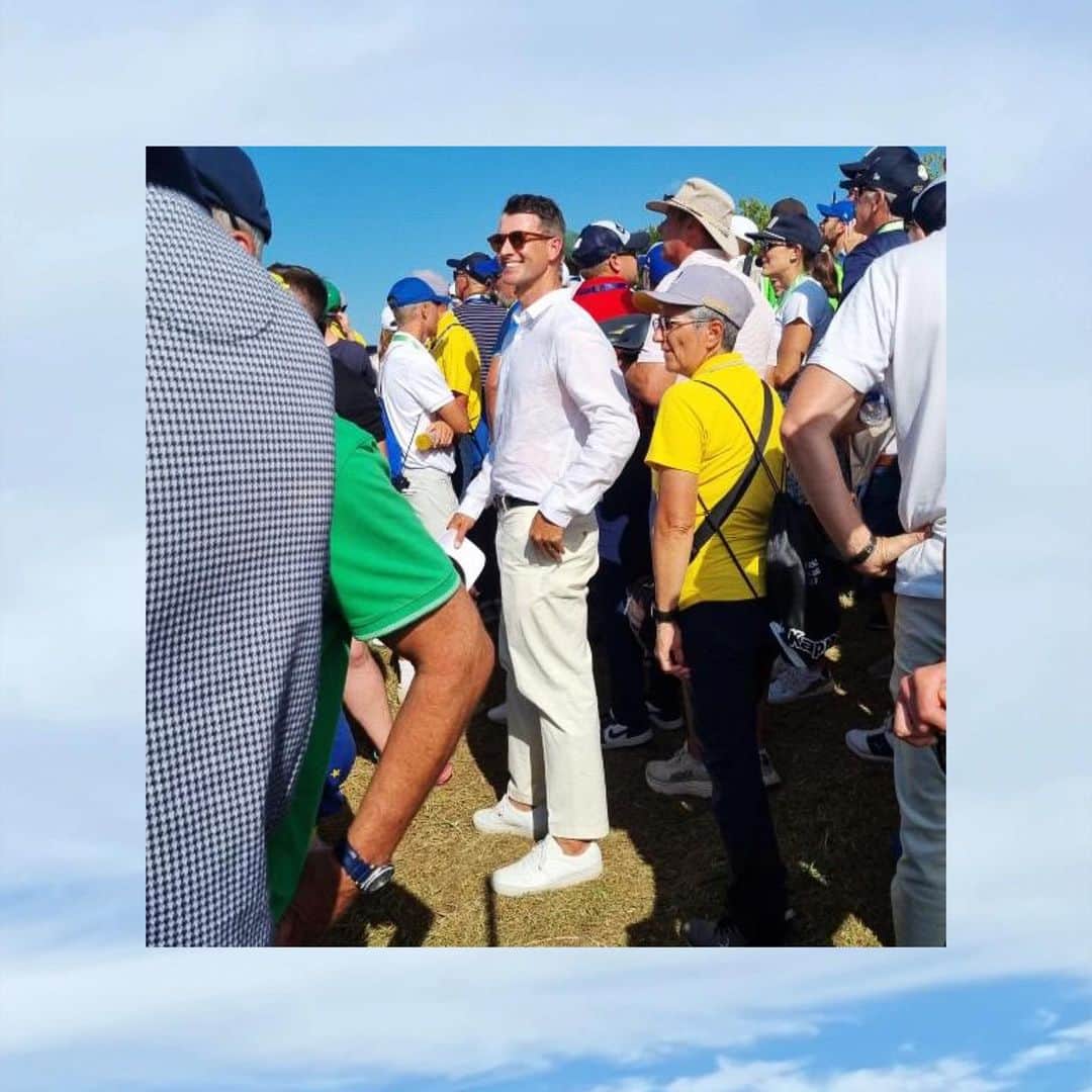 アダム・スコットさんのインスタグラム写真 - (アダム・スコットInstagram)「Watching a few holes at the Ryder Cup.  📸 @baptistebruzel」10月3日 19時45分 - adamscottofficial