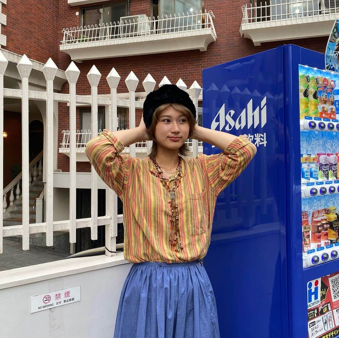 原宿シカゴさんのインスタグラム写真 - (原宿シカゴInstagram)「#原宿シカゴ原宿店   【新入荷秋アイテム🍠🌰】 　🎩ファーバケハ🎩  気温が下がりすっかり秋ですね！🍂 そんなこれからの季節にオススメの 原宿店一推しアイテムのご紹介です☑️⭐️😁  防寒対策もバッチリな上、コーディネートに取り入れる事によって雰囲気が変わる面白いアイテムです！！！  原宿店では色々な形や柄のファーアイテムを取り扱っております！秋冬の小物アイテムとしていかがですか？？？🤎  【アクセス】 東京都渋谷区神宮前6-31-15 2F ℡03-6727-5505 営業時間 11時〜20時 JR原宿駅東口から徒歩3分 東京メトロ明治神宮前駅3番出口から徒歩2分 #ファーバケハ#バケットハット#レオパード##fyp#necktie#accessory#celine#burberry#ysl#givenchy#valentino#chanel#japantrip#japantravel#フルジョ#フルダン#下北沢#吉祥寺#京都#原宿 #autumn#fashion#harajuku#harajukuchicago#used#vintage #데일리룩 #옷스타그램」10月3日 19時55分 - harajukuchicago_official