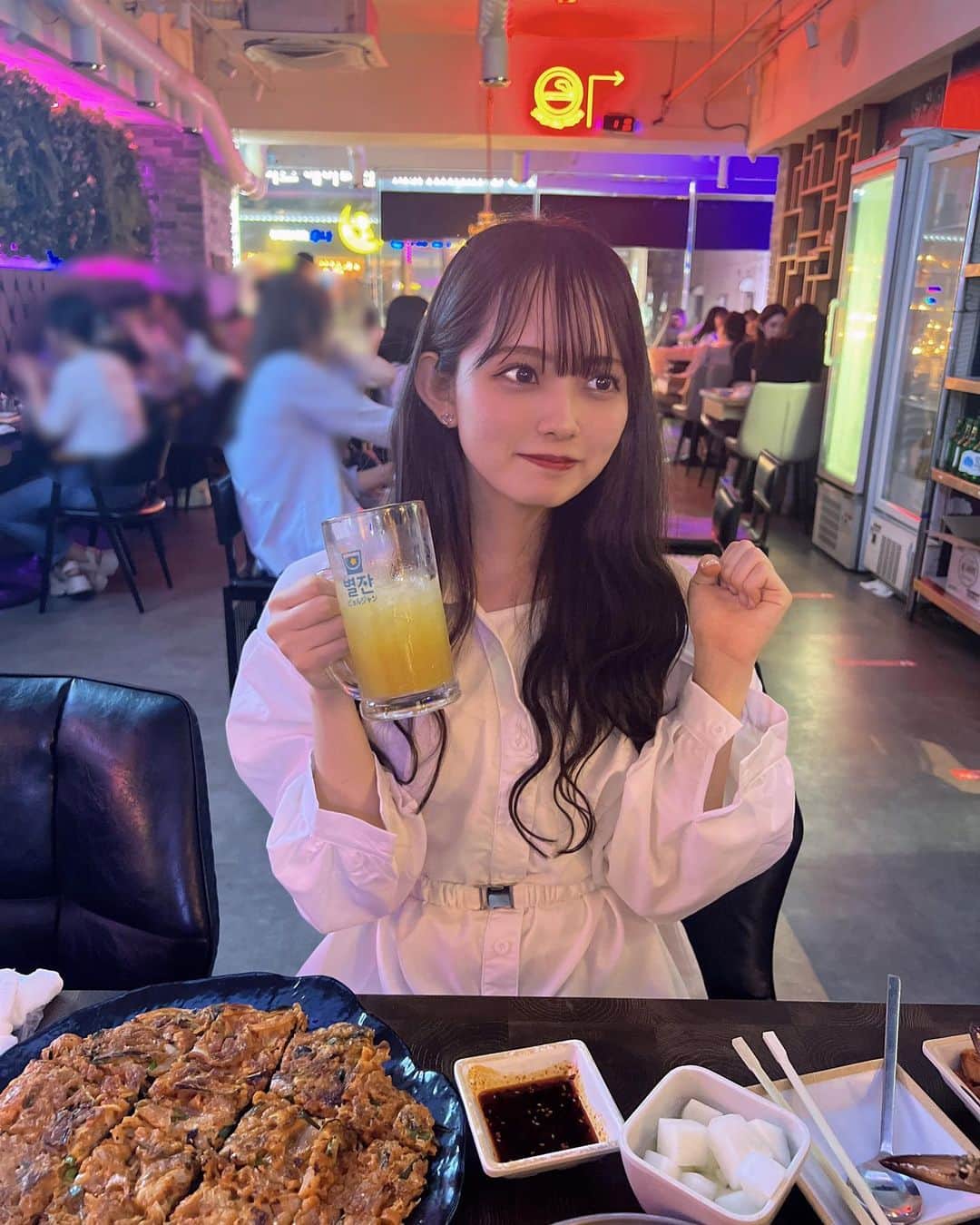 水野舞菜さんのインスタグラム写真 - (水野舞菜Instagram)「一緒に飲む？」10月3日 19時51分 - mana_chos