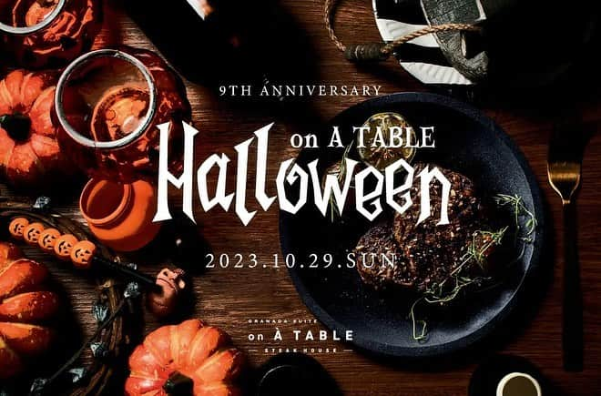 GRANADA SUITE（グラナダスィート福岡）のインスタグラム：「. 【10月29日限定】ハロウィンを堪能できる『on A TABLE Halloween』開催 🎃  オープン9周年を迎える今年は、ハロウィンを満喫できる スペシャルなイベントを開催予定🍴  ビュッフェ形式で当店自慢の料理をご提供致します🥩 なかでもこの日のために考案された「宮崎きなこ豚のグリル」や お野菜たっぷりの「おばけカボチャのグラタン」は一押しです  また、4部制となる当イベントでは昼夜で異なるコンテンツをお楽しみいただけます  ランチタイムはお子様もお楽しみいただける、手作りキャンドルなどのワークショップを ディナータイムはDJブースをご用意し、開放的な店内に響き渡る音楽をご堪能いただけます  ぜひご友人・ご家族とお誘い合わせの上、一夜限りのスペシャルなイベントへお越しください🦇  ご予約は @granadasuite_onatable のリンクをご利用ください💁  ――――――――――――――――――――――――――――――――――――――― ＜ランチ＞ ランチタイムの1部・2部では、お子さまにもお楽しみいただけるワークショップを複数開催。ハロウィン限定ニューヨーク・ピッツァやフライドチキン＆パンプキンフリット等、ランチ限定の特別料理もご堪能いただけます。  ・フォトブース ・ワークショップ（手作りパフェ／手作りキャンドル／手作りマスク） ■日 程：2023年10月29日（日） 　　　　　＜ランチ＞第1部11：00～13：00／第2部13：30～15：30 ■金 額： ＜1部・2部＞お一人様4,000円(税込) ※1ドリンク付き（アルコールあり／なし） フリードリンク付き5,500円(税込) 中高生1,500円(税込)　小学生1,000円(税込)　小学生未満無料 ■備 考 ※メニューは仕入れにより変更する場合がございます ※お席は２時間制です  ＜ディナー＞ 　ディナータイムの3部・4部では、特別な一夜を彩るDJ音楽をご用意。開放感溢れる空間で、料理と音楽を一度に味わえる大人のための「ハロウィンナイト」をお楽しみいただけます。赤身肉を炭焼きした「プライムビーフのチャコールグリル」や、「糸島豚のスペアリブ　レッドチリスパイス」等、大迫力の肉料理をディナー限定でご提供いたします。 ・フォトブース ・DJプレイ（洋楽、HIPHOP、R&B等） 出演アーティスト　DJ SAITA 福岡市出身。1994年、大分市の【STUDIO ROOTS】の専属DJとしてキャリアスタート。 幅広く一貫性のある選曲がDJのスタイル。『誰が目立つわけでなく、そこに居る人達全てが対等であること』 『素敵な音楽を共有できる自由な空間づくり』がDJの際のモットー。 ■日 程：2023年10月29日（日） 　　　　　＜ディナー＞第1部17：00～19：00／第2部19：30～21：30 ■金 額： ＜３部・４部＞お一人様5,500円(税サ込)　※1ドリンク付き（アルコールあり／なし） フリードリンク付き7,000円(税サ込) 中高生2,000円(税サ込)　小学生1,500円(税サ込)　小学生未満無料 ■備 考 ※メニューは仕入れにより変更する場合がございます ※お席は２時間制です  #onatable #granadasuiteonatable #オンアターブル #福岡グルメ部 #福岡グルメ好きな人と繋がりたい #中州グルメ #中州川端グルメ #福岡イベント #福岡ディナー #福岡デート #福岡肉 #肉が好き #肉好きと繋がりたい #肉グルメ #肉好き #お肉好きな人と繋がりたい #お肉ランチ #お肉大好き #中州グルメ #スパイス #九州グルメ #ハロウィンイベント #福岡イベント #子連れイベント #ハロウィン #個室完備 #福岡ハロウィン #肉イベント」