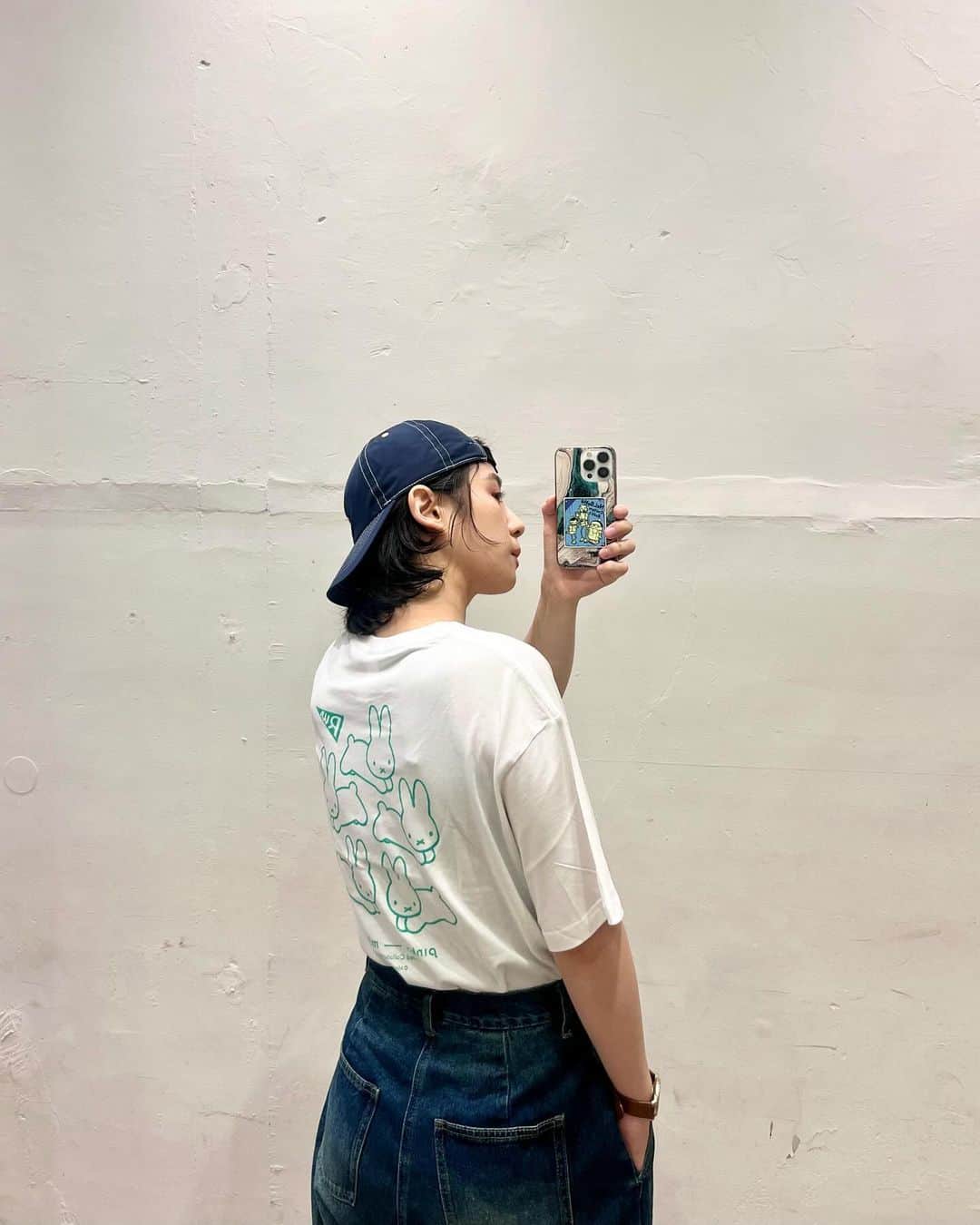 のインスタグラム：「miffy Run 2023のTシャツ、表裏でウサギとカメになってて可愛い😂🌟 Pinkoi × miffyのコラボのランニングパックをプレゼントしていただきましたっっ🚩👟 ありがとうございます❤️‍🔥旅行とかでも使えそう〜🥹  #pinkoixmiffy #PR @pinkoijp #ミッフィー #miffy #ミッフィーグッズ #ミッフィーコラボ」