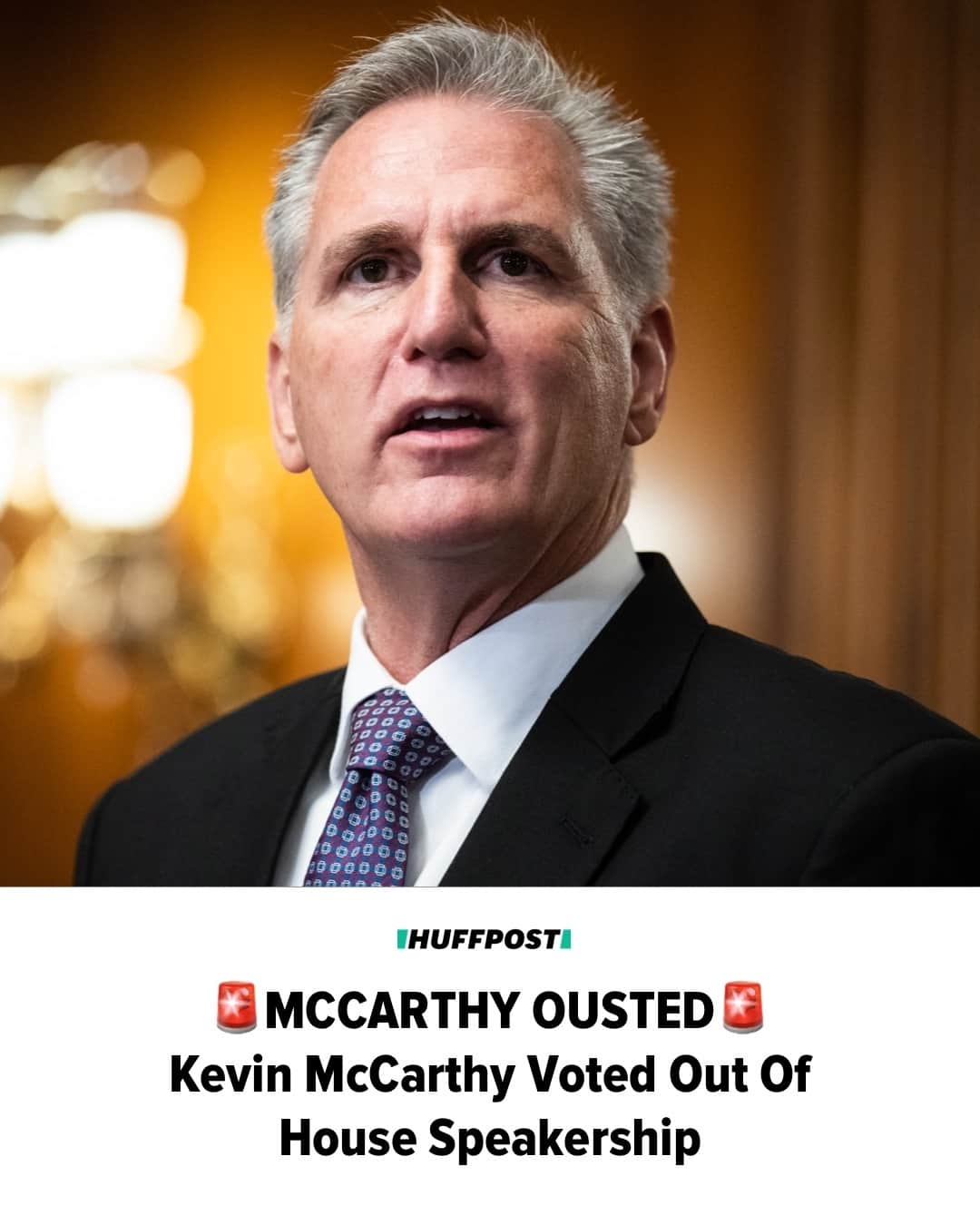 Huffington Postのインスタグラム：「House Speaker Kevin McCarthy (R-Calif.) has just had his speaker’s gavel taken away by a vote of the House.⁠ ⁠ A majority of House lawmakers, including all Democrats and a handful of Republicans, backed a resolution by Rep. Matt Gaetz (R-Fla.) on Tuesday to declare the speaker’s office vacant. The vote was 216 to 21.⁠ ⁠ The House will remain effectively leaderless until it elects a new speaker — but McCarthy can still win his job back. Read more at our link in bio. // 📷 Getty // 🖊️ Jonathan Nicholson」