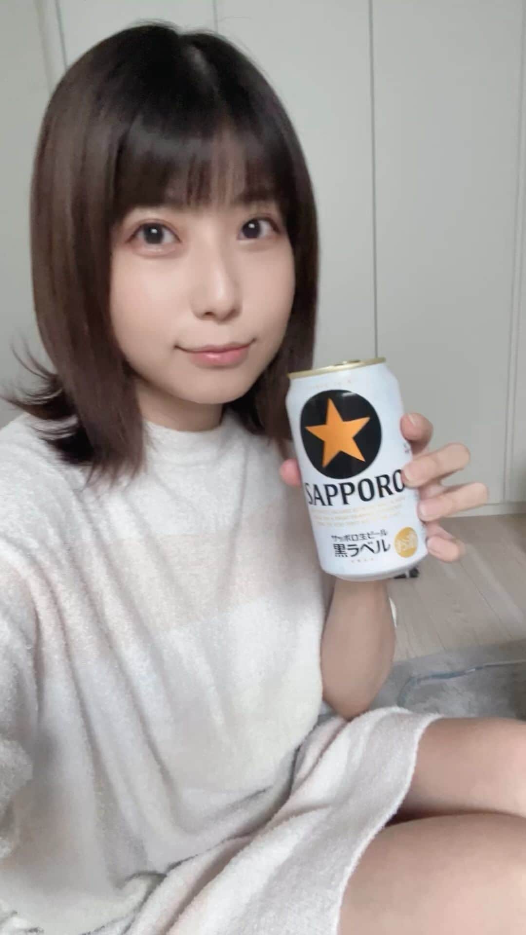 天野麻菜のインスタグラム：「ビール女子。3619」