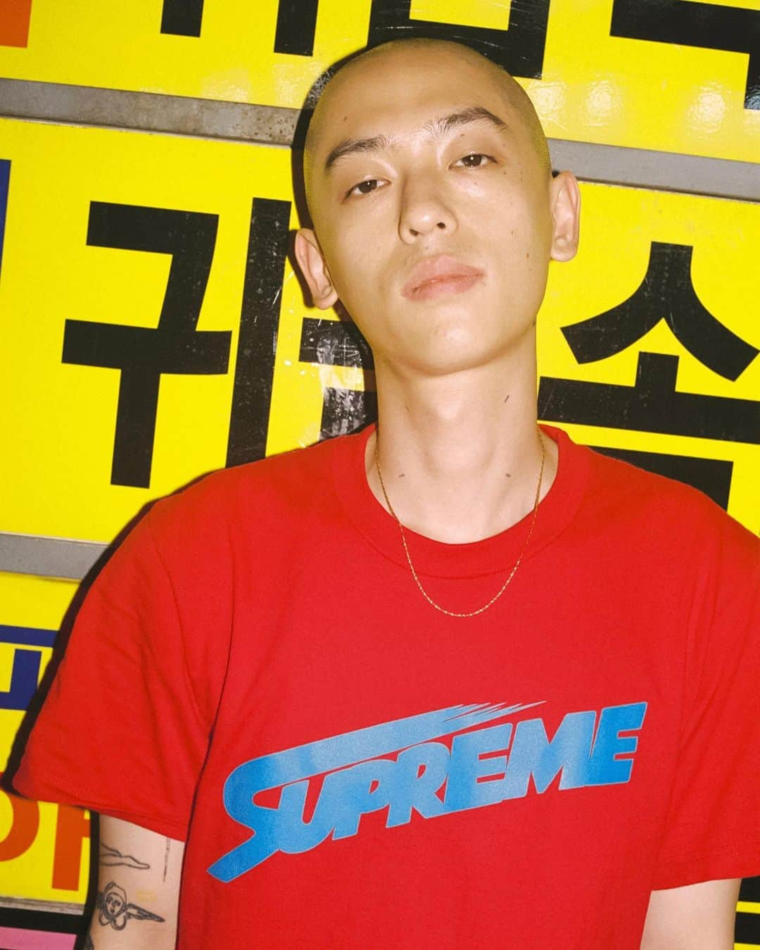 シュプリームのインスタグラム：「Supreme Fall Tees. 10/05/2023  For Fall, Supreme will release nine new graphic T-Shirts.  Available October 5th.  Available in Japan and Seoul October 7th.」