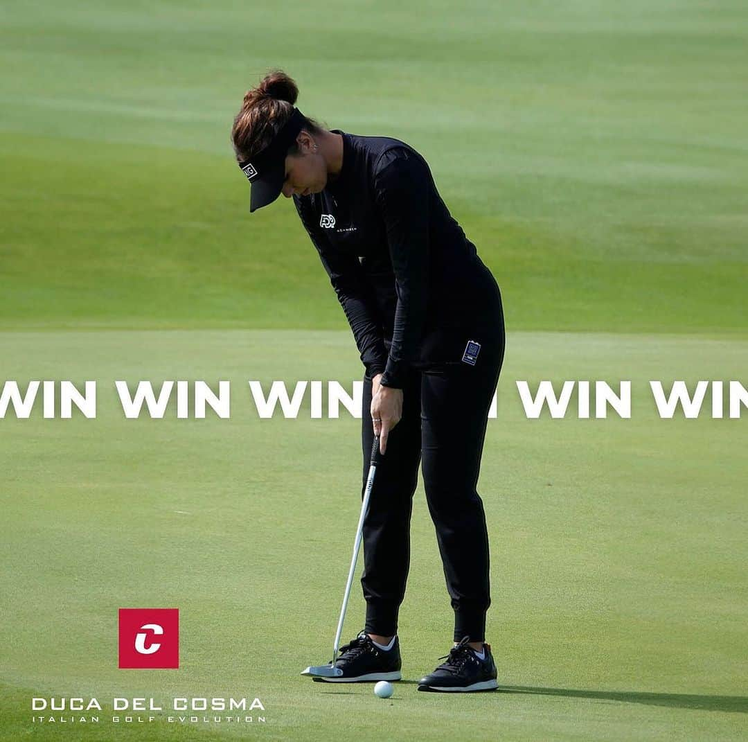 ジョージア・ホールさんのインスタグラム写真 - (ジョージア・ホールInstagram)「⭐️ GIVEAWAY TIME! ⭐️  As an official brand ambassador for Duca del Cosma, I have the honour of giving away some of my favourite golf shoes to my followers, the MJ. 👟 Join the #TeamDuca giveaway for a chance to WIN!  To enter make sure you:  Tag a friend who needs to know about this giveaway!  Ensure you are both following me and @ducadelcosma.official  That’s it. So enter now to tee off in style with Duca del Cosma golf shoes.🍀 I will pick a winner on Friday evening. Good luck   #teamduca #ducadelcosma #golfshoes #italiangolfevolution」10月3日 22時09分 - georgiahall23