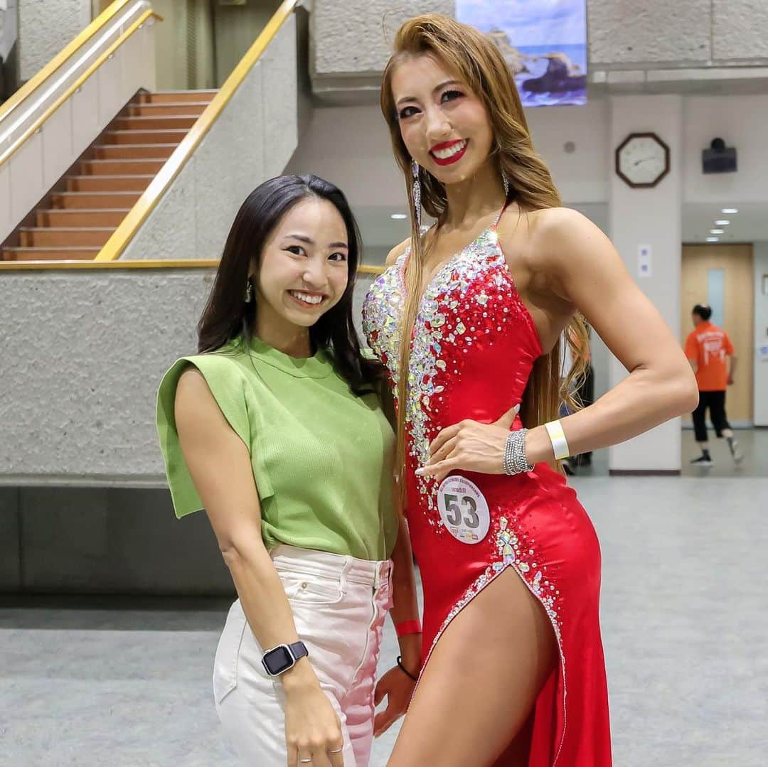 安井友梨さんのインスタグラム写真 - (安井友梨Instagram)「いつも素晴らしい写真ありがとうございます😭 全大会撮影してくださり、お忙しい中、、、 こんな風にアレンジして作ってくださり🥹🥹 感謝しかありません。  @1970osaka2025   #ビキニフィットネス  #fitmodel」10月3日 22時12分 - yuri.yasui.98