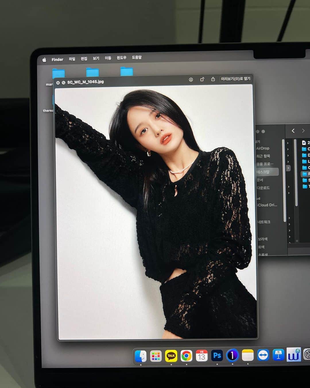 ナム・ボラさんのインスタグラム写真 - (ナム・ボラInstagram)「☺️☺️✨ #여성조선 @womanchosun  10월호🎀」10月3日 22時27分 - nambora