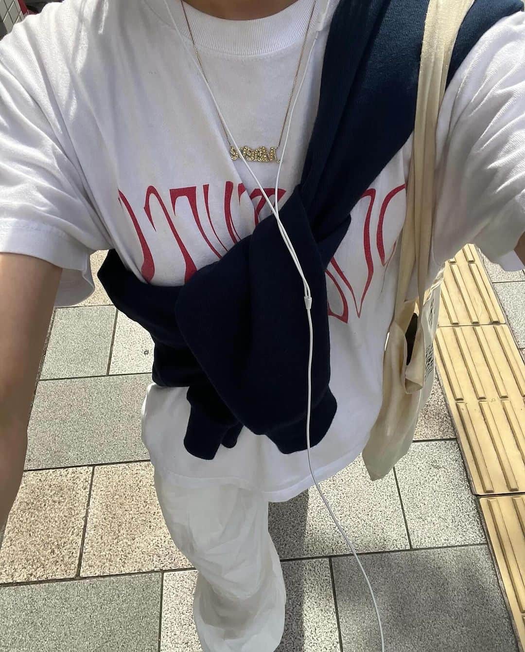 所谷舞さんのインスタグラム写真 - (所谷舞Instagram)「ようこそ10月🦖 ちょっとずつ涼しくなってきたね🍂  @didion_beauty の新色マスカラが可愛いよ！  クリーミーブラウンとマスタードイエロー🌕  秋好きだなぁ長いといいなぁ🍂」10月3日 22時36分 - _mai_i_