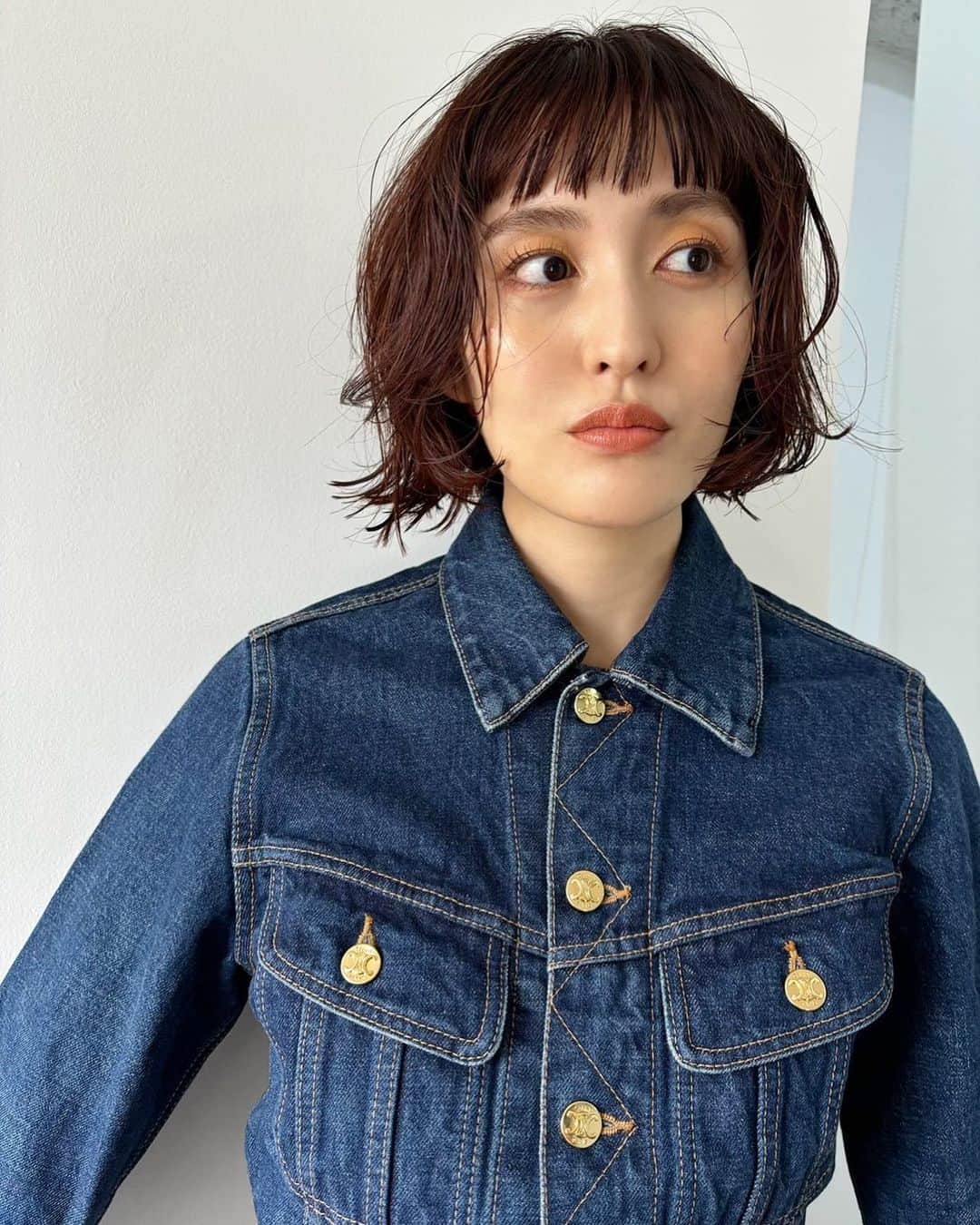 岩井七世のインスタグラム：「🧡🩵」