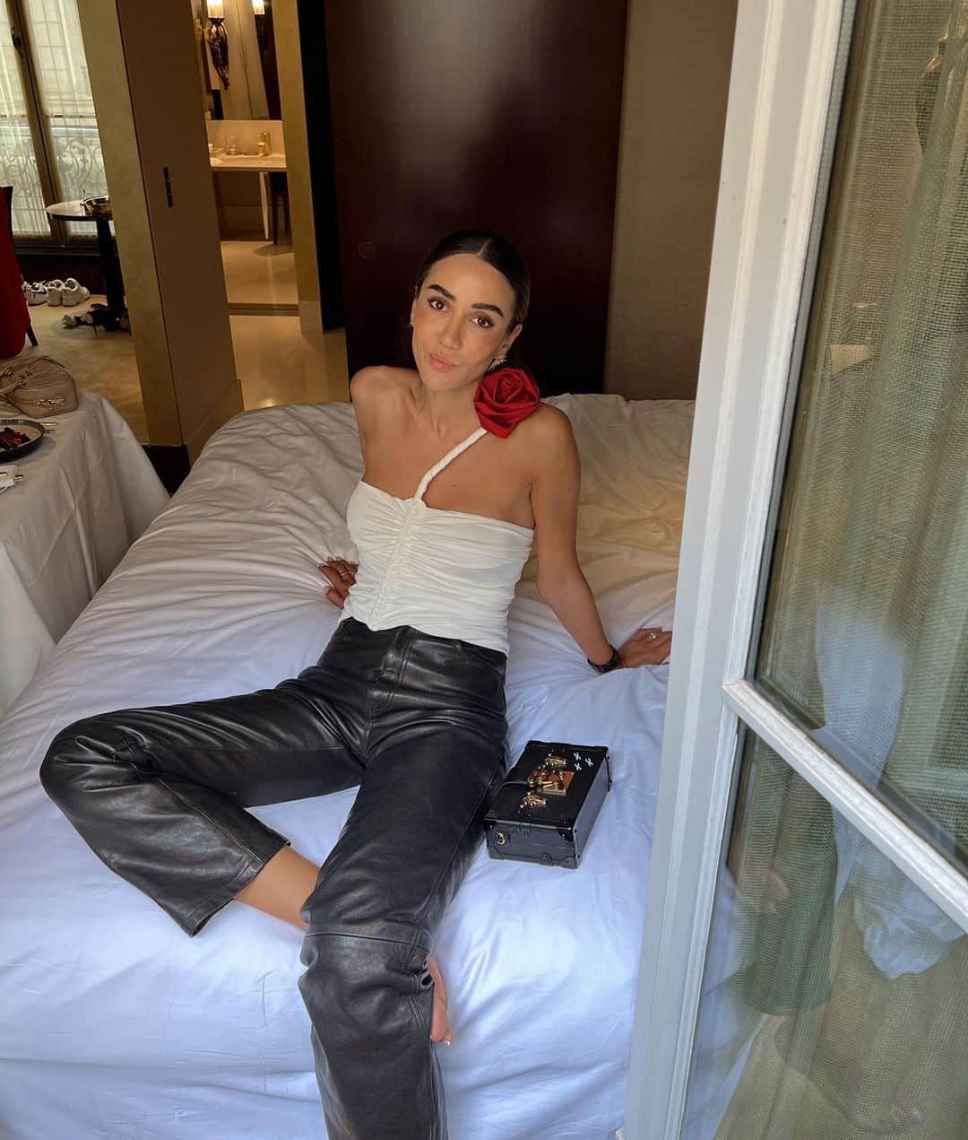 Tamara Kalinicのインスタグラム：「Fashion sanctuary @parkhyattparis #parkhyattparis #luxuryispersonal」