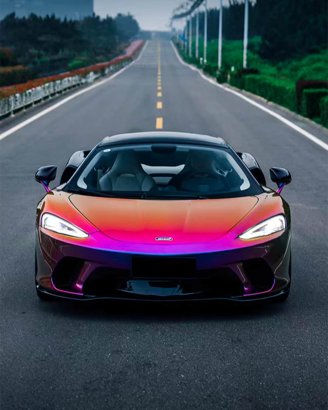 McLaren Automotiveのインスタグラム：「Inspired by fluid urban lights. The McLaren GT Neon Spectrum theme, exclusive to China. #McLaren #McLarenAuto #McLarenGT」