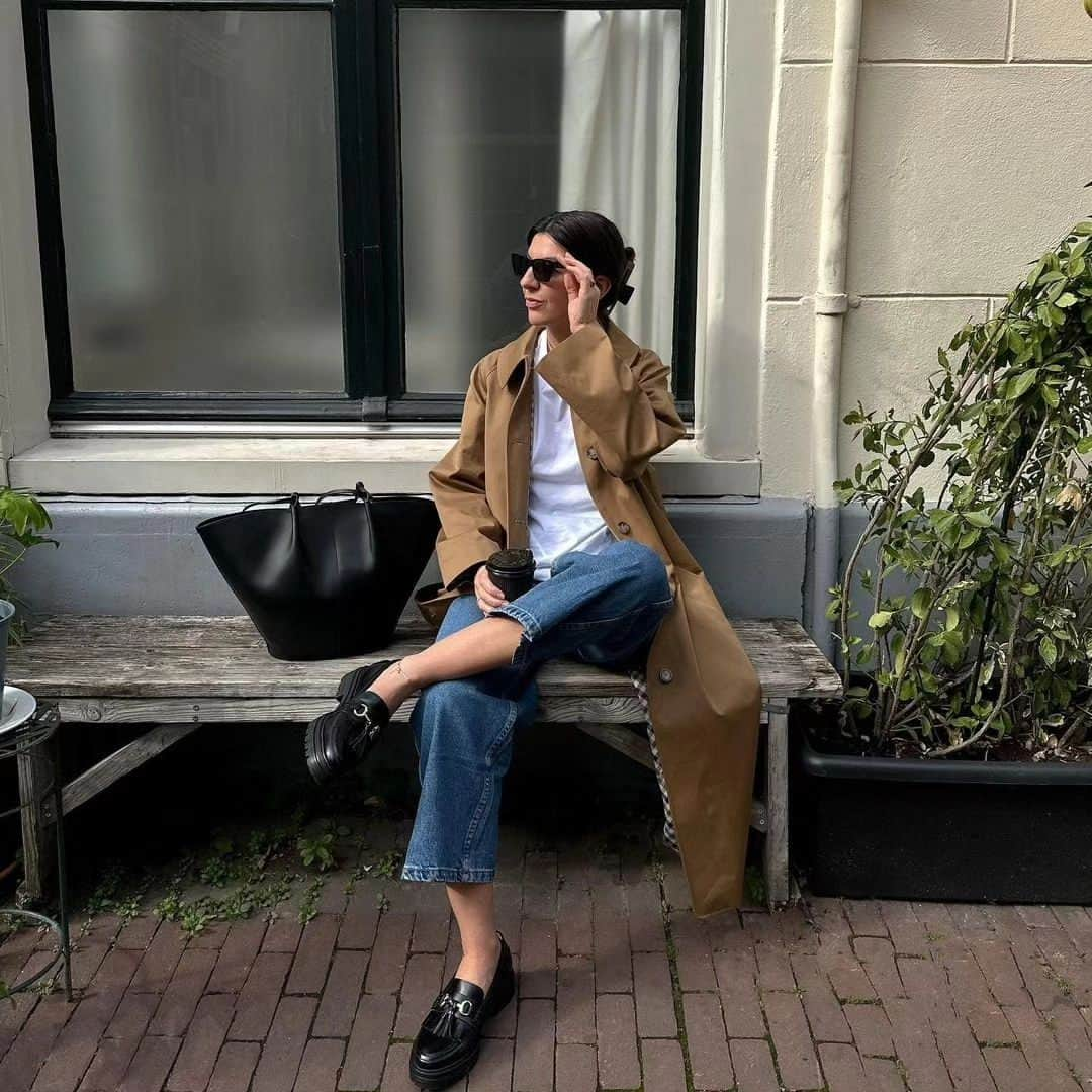 Margarida Corceiroさんのインスタグラム写真 - (Margarida CorceiroInstagram)「#stealthelook Sem ideias para os próximos outfits? Então este post é para si!  Descobrimos o Instagram da @francescasaffari e trouxemos 5 looks para se inspirar.  #luxwoman #repost @francescasaffari #outfit #inspo #inspiraçãododia #moda」10月3日 23時35分 - luxwoman_pt