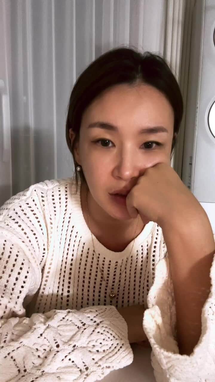 ペ・ユンジョンのインスタグラム：「요즘 수다라방 왜케재밌죵🤭」