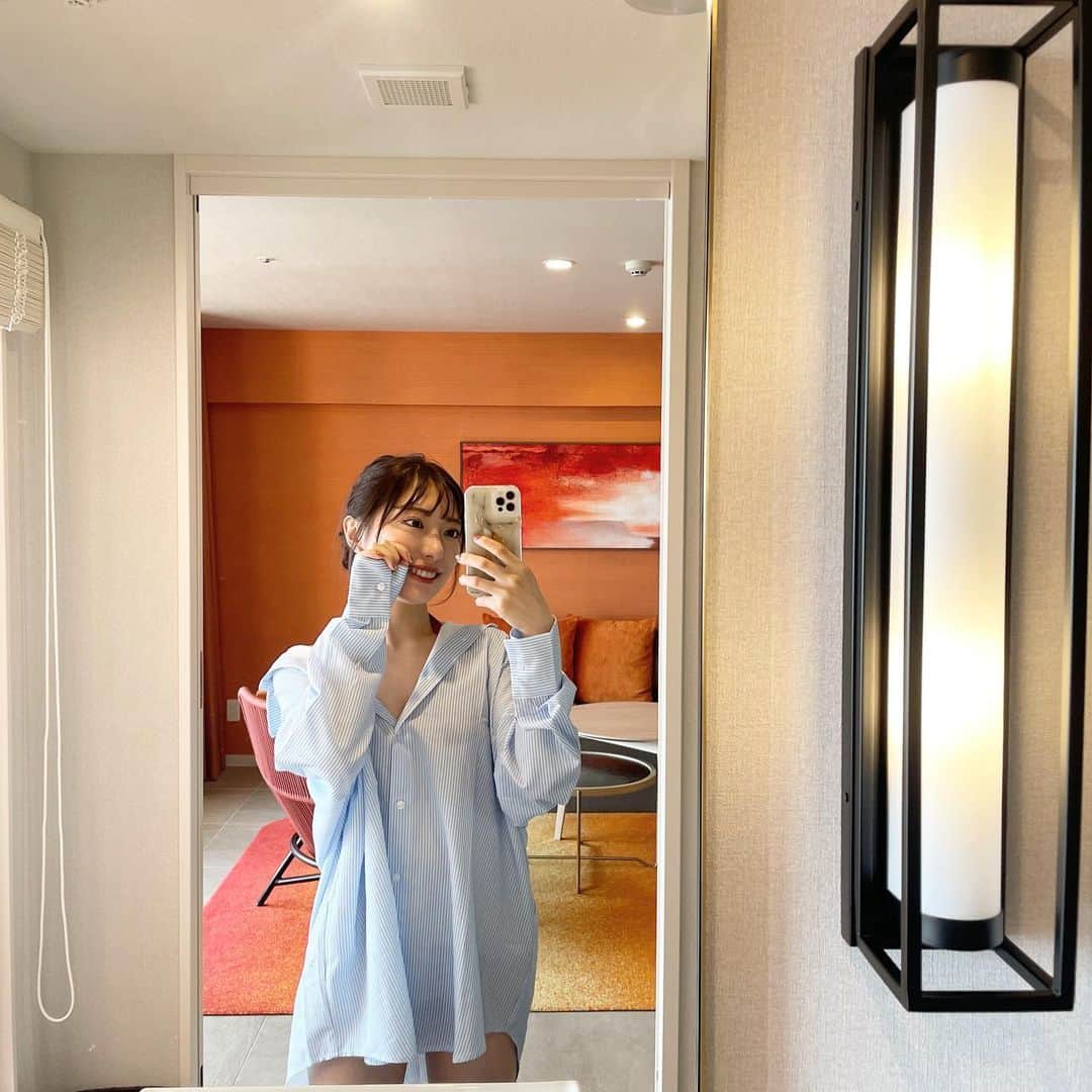 香月あやのインスタグラム：「⁡ ⁡ このシャツ風のラッシュガード 私好みのあざとさで、本当に可愛かった◎ ⁡ 本当はホワイトが欲しかったから 来年は狙う〜〜🤍」