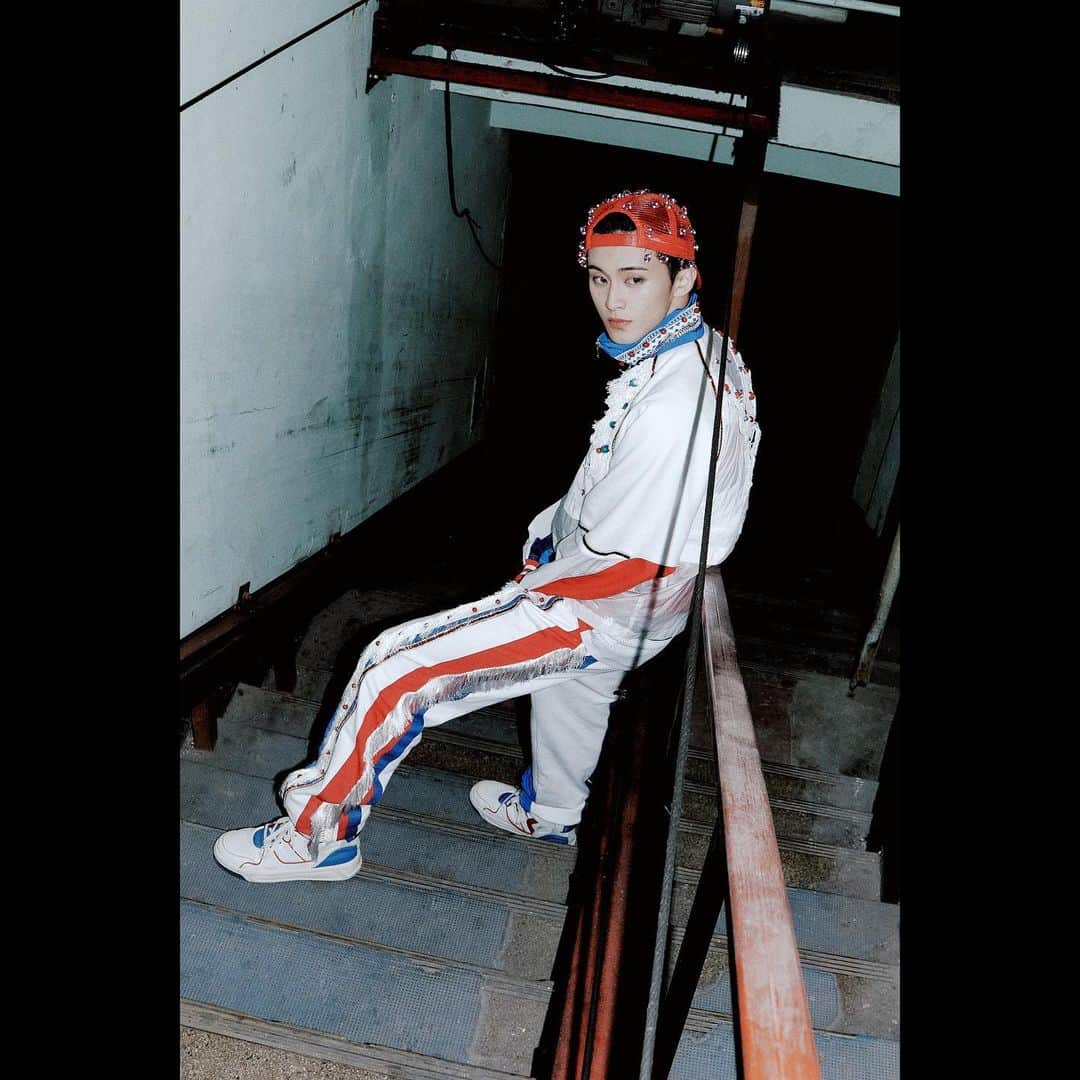 NCT 127さんのインスタグラム写真 - (NCT 127Instagram)「‘Fact Check’ MV Image Teaser 2  #MARK #DOYOUNG   【Fact Check - The 5th Album】 ➫ 2023.10.06 1PM (KST)  ✅NCT 127 Invites you to The 5th Album https://nct127invitation.com/  💿Pre-order&save https://NCT127.lnk.to/FactCheck  #NCT127 #FactCheck #不可思議 #NCT127_FactCheck #NCT127_FactCheck_불가사의 #FactCheck_불가사의_不可思議」10月4日 0時00分 - nct127