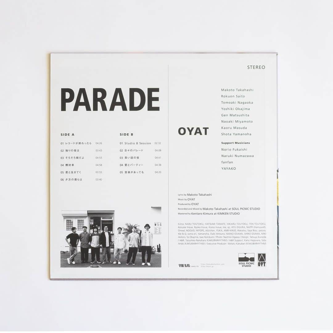 思い出野郎Aチームさんのインスタグラム写真 - (思い出野郎AチームInstagram)「4th Album『Parade』LP 本日10月4日(水)、発売開始！  7月にリリースとなった思い出野郎Aチーム 4枚目のアルバム「Parade」が本日、10月4日にアナログリリースされました！ LPサイズになって、よりインパクト抜群のジャケットはフォトグラファーの小川尚寛さん @ogawa.naohiro が撮影・デザインは國枝達也さん @tatsuyakunieda が担当。 今作はボーカル・トランペット、作詞を担当する高橋一がプライベートスタジオ「SOUL PICNIC STUDIO」で全曲レコーディング&ミックスをおこなった意欲作となっています！  ◼︎Release Info◼︎ 『Parade』 品番：KAKU-175 価格：3,600円（税別） 発売日：10月4日(水) フォーマット：LP 収録曲： SIDE-A 1 レコードが終わったら 2 独りの夜は album ver. 3 そろそろ朝だよ album ver. 4 機材車 5 君と生きてく album ver. 6 夕方の僕らは  SIDE-B 1 Studio B Session 2 日々のパレード album ver. 3 笑い話の夜 album ver. 4 愛とパーティー album ver. 5 音楽があっても」10月4日 0時01分 - oyat_official