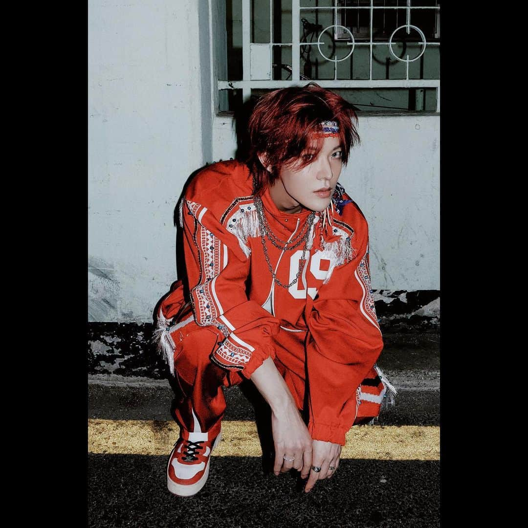 NCT 127さんのインスタグラム写真 - (NCT 127Instagram)「‘Fact Check’ MV Image Teaser 2 #JAEHYUN #YUTA   【Fact Check - The 5th Album】 ➫ 2023.10.06 1PM (KST)  ✅NCT 127 Invites you to The 5th Album https://nct127invitation.com/  💿Pre-order&save https://NCT127.lnk.to/FactCheck  #NCT127 #FactCheck #不可思議 #NCT127_FactCheck #NCT127_FactCheck_불가사의 #FactCheck_불가사의_不可思議」10月4日 0時01分 - nct127