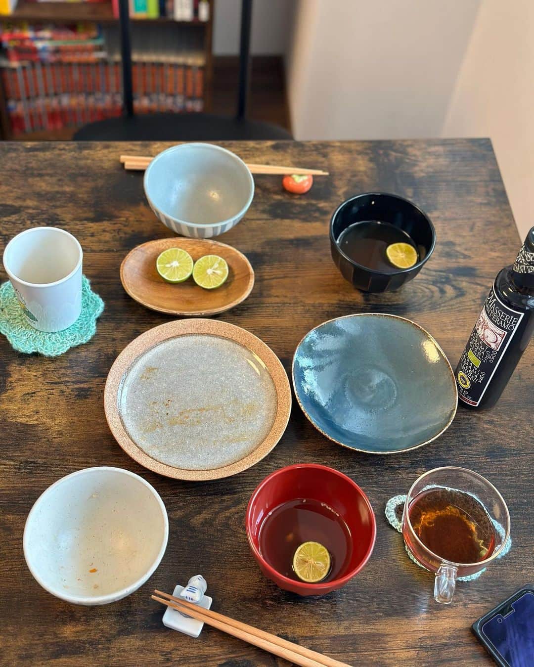 誠子さんのインスタグラム写真 - (誠子Instagram)「誠子食堂に、藤子とお友達の千夏ちゃんが来てくれました。 二人ともたくさん写真撮って、たくさん食べてくれた。 ご飯を食べながら楽しそうにお喋りしてるの、かわいい。  きれいに食べてくれたお皿たちを見て、幸せいこな気持ちになりました。またおいで〜🙊🤍  #誠子食堂」10月4日 0時05分 - seiko_1204