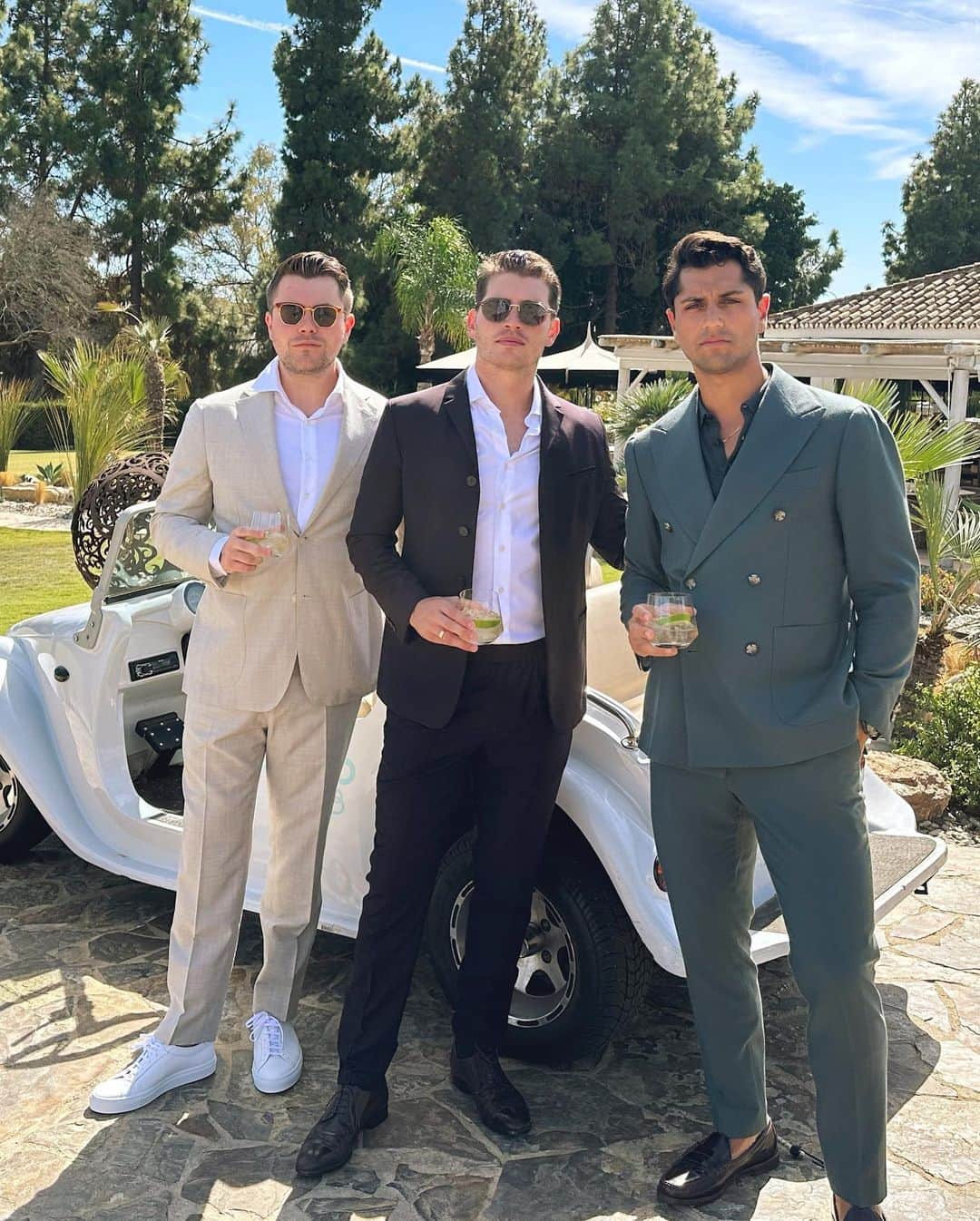 グレッグ・サルキンのインスタグラム：「A very special day for a very special couple @hsether @livbfreeman」