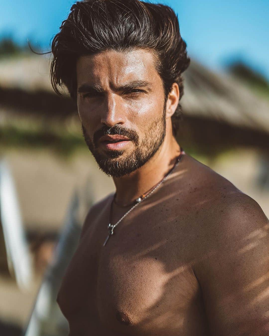 Mariano Di Vaioのインスタグラム：「In Ibiza 🏝️ have you ever broke your nose?」