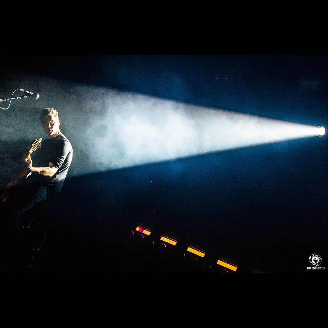 Julen Esteban-Pretelさんのインスタグラム写真 - (Julen Esteban-PretelInstagram)「@royalblooduk killed it yesterday at @brooklynsteel in the first of 2 NYC shows. I hope you have tickets for tonight at the @websterhall because it is going to be another epic night. More photos and full show report coming soon at @limpress_jp. #RoyalBlood #USTour #LiveMusic #NYC #Brooklyn #BrooklynSteel #TourDreams」10月4日 2時07分 - julenphoto