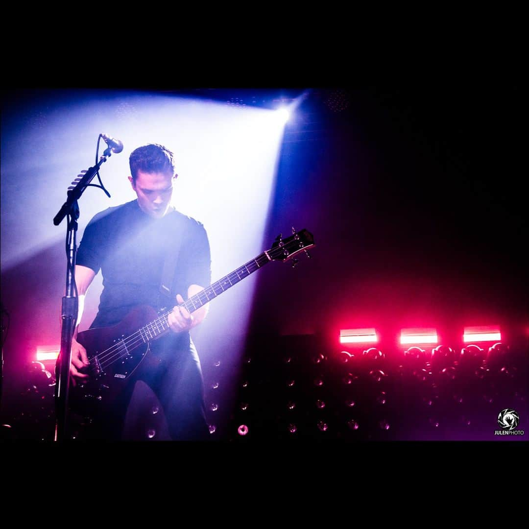 Julen Esteban-Pretelさんのインスタグラム写真 - (Julen Esteban-PretelInstagram)「@royalblooduk killed it yesterday at @brooklynsteel in the first of 2 NYC shows. I hope you have tickets for tonight at the @websterhall because it is going to be another epic night. More photos and full show report coming soon at @limpress_jp. #RoyalBlood #USTour #LiveMusic #NYC #Brooklyn #BrooklynSteel #TourDreams」10月4日 2時07分 - julenphoto