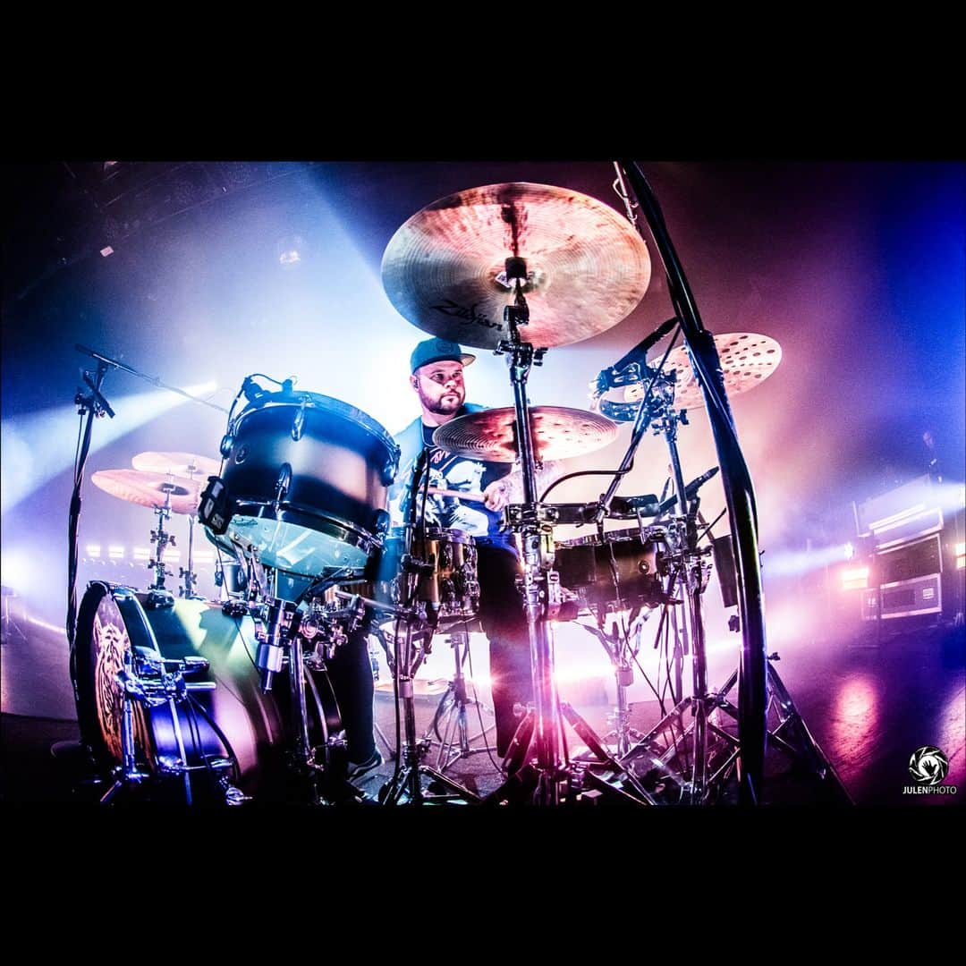 Julen Esteban-Pretelさんのインスタグラム写真 - (Julen Esteban-PretelInstagram)「@royalblooduk killed it yesterday at @brooklynsteel in the first of 2 NYC shows. I hope you have tickets for tonight at the @websterhall because it is going to be another epic night. More photos and full show report coming soon at @limpress_jp. #RoyalBlood #USTour #LiveMusic #NYC #Brooklyn #BrooklynSteel #TourDreams」10月4日 2時07分 - julenphoto