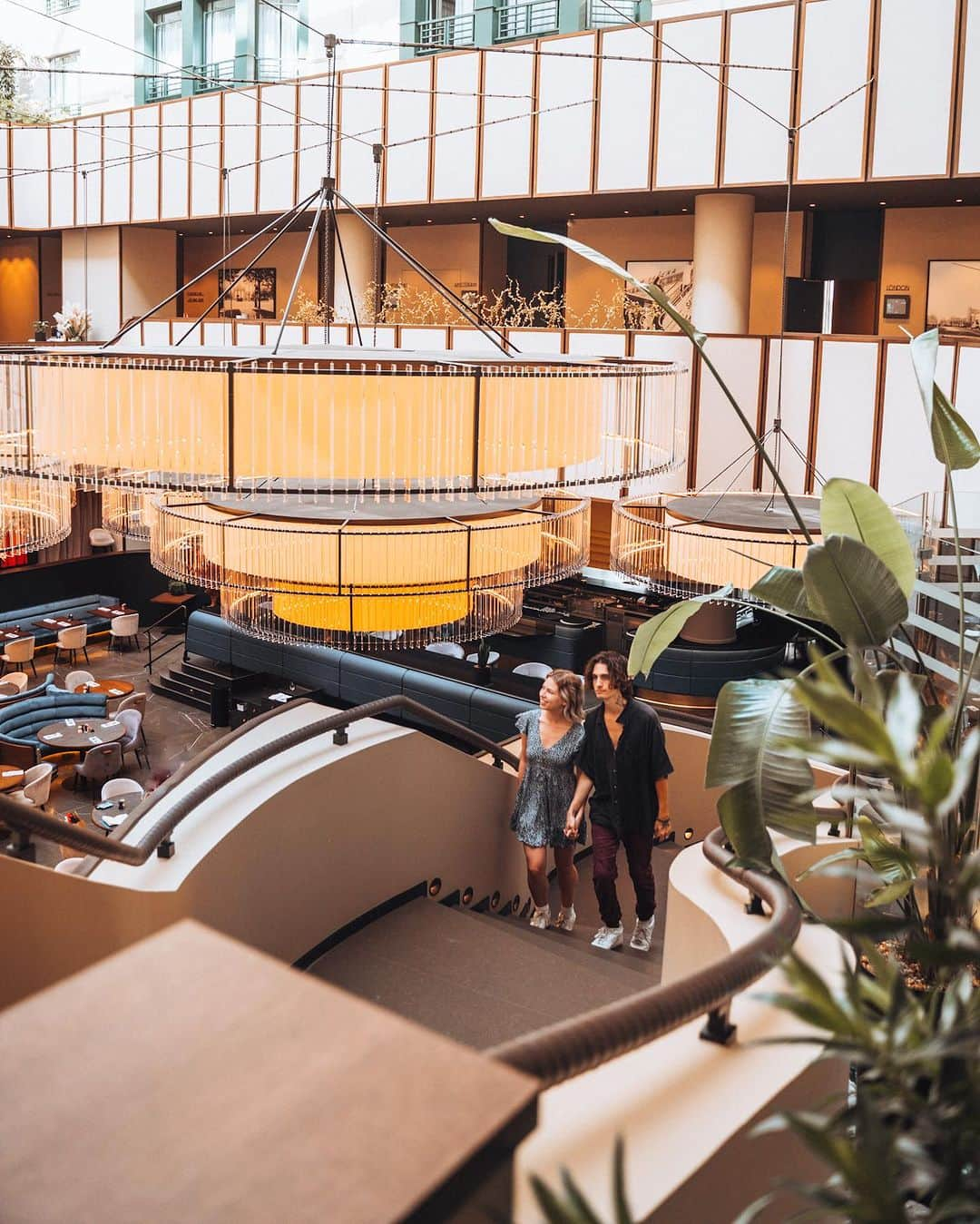 Christian Collinsさんのインスタグラム写真 - (Christian CollinsInstagram)「Some of the most beautiful architecture i’ve ever seen lives in Brussels, Belgium. We stayed at the beautiful @radissoncollectionbrussels 🇧🇪 walking distance from everything including our first Belgium fries. 🍟  If you had to choose one food to live on for the rest of your life, would it be fries or waffles? 😂  . #travel #belgium #radissonhotels #raddisoncollection @radissoncollection」10月4日 2時45分 - christiancollins