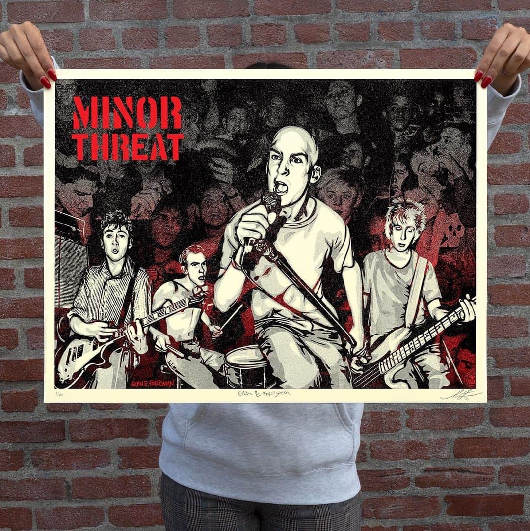 Shepard Faireyのインスタグラム：「NEW Print Release: “Just a Minor Threat” In collaboration with photographer @glenefriedman Available Thursday, October 5th @ 10 AM PDT!⁠ ⁠ I first heard Minor Threat in 1985 when I had been skateboarding and listening to punk and hardcore for a year. I was quickly becoming more confident, outspoken, and energized by D.I.Y. culture, and I was voraciously hungry for things that fuelled my emotional and intellectual evolution. Minor Threat was rocket fuel for my journey. Not only is their music a ferocious explosion of energy, but their playing is tight, and Ian MacKaye’s lyrics are intelligent and provocative. On top of that, Minor Threat created their own label, @dischordrecords, to put out their music as well as records by other D.C. bands. Minor Threat and Dischord are profound influences on me, so I was very excited to collaborate with Glen on a Minor Threat print to celebrate the release of his new book “Just a Minor Threat.” Glen has the most intimate and powerful photos of Minor Threat, so it was possible to craft an illustration with strong images of all the band members. I’m also incredibly grateful to have the blessing of the members of Minor Threat.⁠ –Shepard⁠ ⁠ PRINT DETAILS:⁠ Just a Minor Threat. 24 x 18 inches. Screen print on thick cream Speckletone paper. Original Illustration based on a photograph by Glen E. Friedman. Signed by Shepard Fairey and Glen E. Friedman. Numbered edition of 550. Comes with a Digital Certificate of Authenticity provided by Verisart. $85. Available on Thursday, October 5th @ 10 AM PDT at https://store.obeygiant.com. Max order: 1 per customer/household. International customers are responsible for import fees due upon delivery (Except UK orders under $160).⁣ ALL SALES FINAL.」