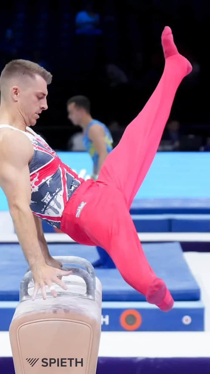 マックス・ウィットロックのインスタグラム：「Few minutes ago at the World Championships Team Men Final 🤸🏼🇬🇧 @antwerp2023」