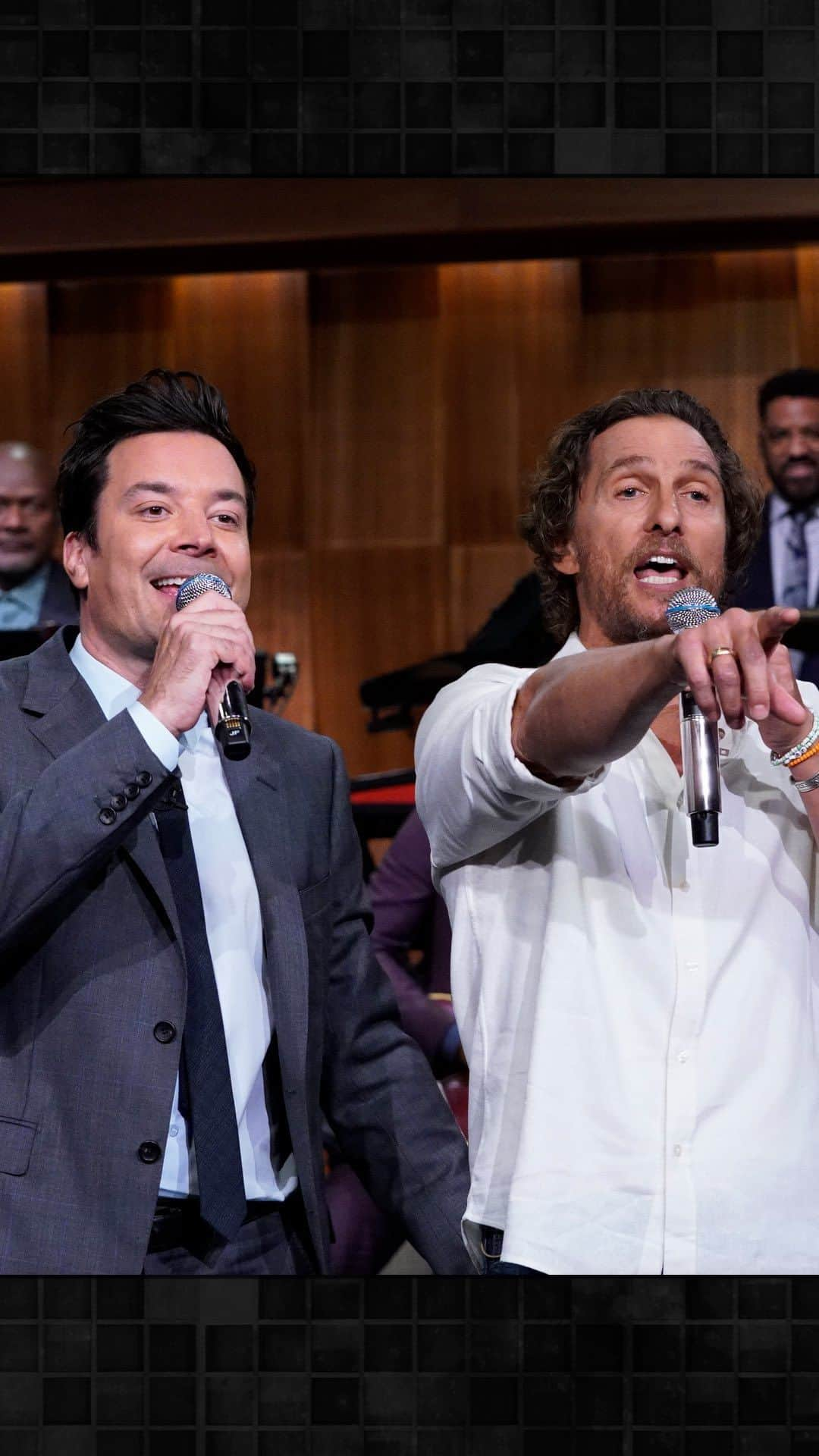 マシュー・マコノヒーのインスタグラム：「Jimmy & @officiallymcconaughey rap their way through “Just Because”. #FallonTonight」