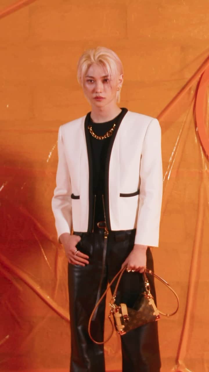 のインスタグラム：「Women’s Spring-Summer 2024 Show. House Ambassador Felix attended @NicolasGhesquiere’s new collection unveiling at 103 avenue des Champs-Élysées in Paris. Watch the full show via link in bio.  #Felix #LVSS24 #LouisVuitton」