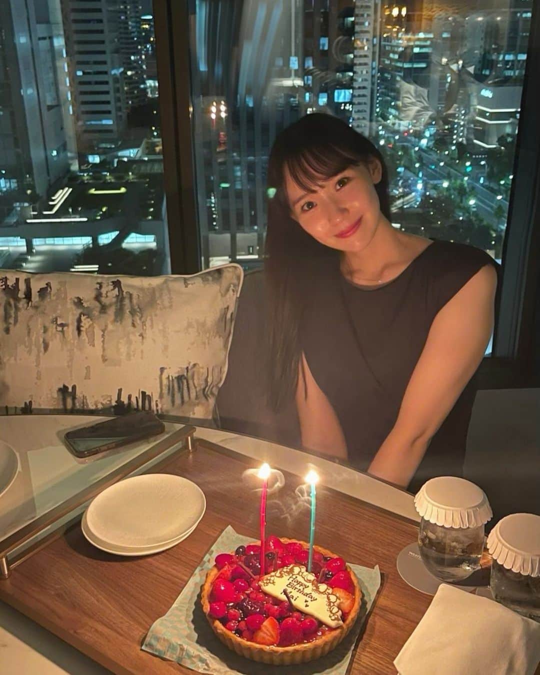 大段舞依のインスタグラム：「⁡ ⁡ ⁡ 10.4 天使の日👼♡ お誕生日🎂 ⁡ 今年も皆さんからのメッセージや画像 動画など たくさんの愛をありがとうございます🥺！ いつも些細な投稿に反応してくださる事も 凄く嬉しいです🥰💕 ⁡ 29歳です🤫♡！ 可愛さはもちろん綺麗な大人女性で頑張ります！ ⁡ ⁡ #1004 #天使の日 #お誕生日 ⁡」