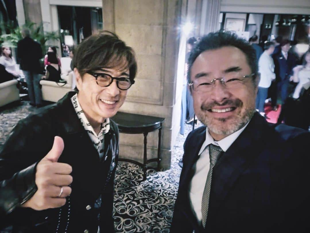 黒田アーサーさんのインスタグラム写真 - (黒田アーサーInstagram)「ラミちゃんこと ラミレスさんのバースデー パーティー🎉 が横浜で開催されました！  久しぶりに今井社長と一緒😀 会場では北原ご夫妻とも 久しぶりにお会い出来て 嬉しかったです❣️😊  ラミちゃん！ Happy birthday 🥳 I wish you the best ‼️ またゴルフ行きましょう⛳️」10月4日 15時06分 - kuroda_arthur