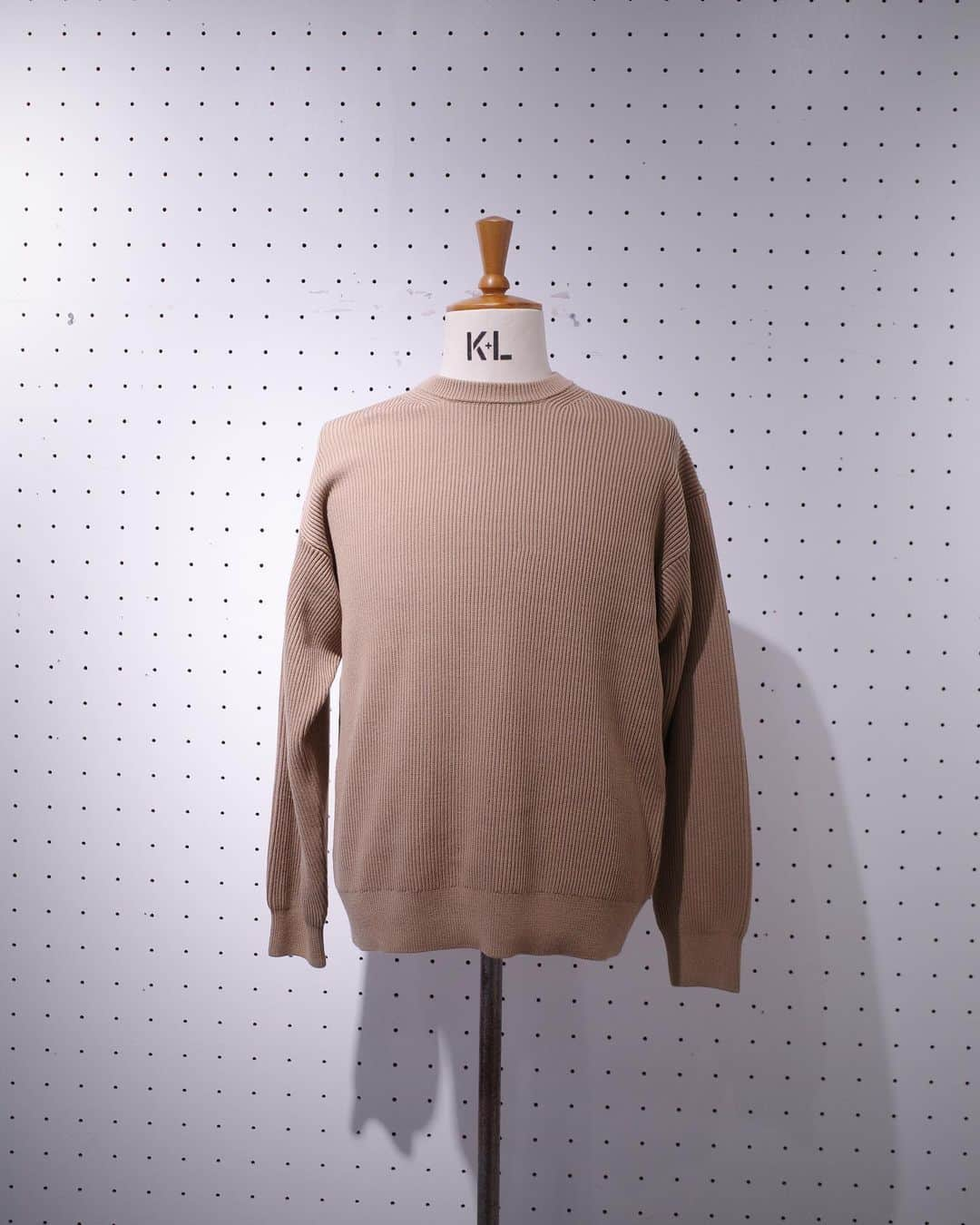 JOURNAL STANDARD 表参道さんのインスタグラム写真 - (JOURNAL STANDARD 表参道Instagram)「【 J.S.HOMESTEAD 】  @js_homestead  ⁡ ---------------------------------------- ⁡ ▶︎TWSIT RIB COTTON CREW KNIT ¥15,400- tax included [No,23080470184030]  -----  #journalstandard#ジャーナルスタンダード  #harajuku#omotesando#mensfashion#mens#styling#coordinate#streetwear#23aw#unisexfashion#原宿#表参道  #jshomestead」10月4日 19時00分 - jsomotesando