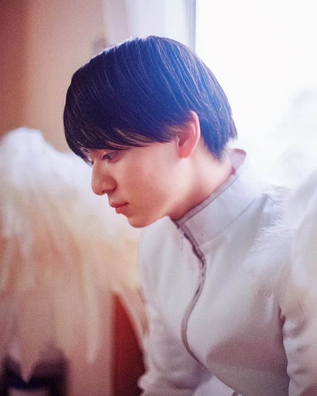 枝優花のインスタグラム：「10月4日は天使の日也」