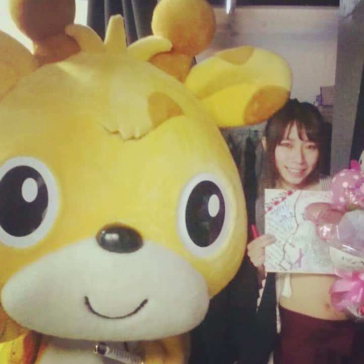 のインスタグラム：「Please also have a good time by a smiling face today.😗今日も笑顔で楽しく過ごしてねぇ♪( ´θ｀)ノ  #youtube #キャラクター #character #osaka #photooftheday #webstagram #cute  #kawaii #follow #likeforlike #松竹芸能 #いしきりん」