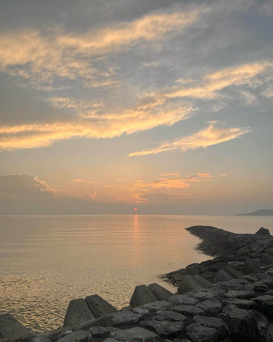天海ありいさんのインスタグラム写真 - (天海ありいInstagram)「夕方の空大好き🌇」10月4日 8時01分 - ally__1020
