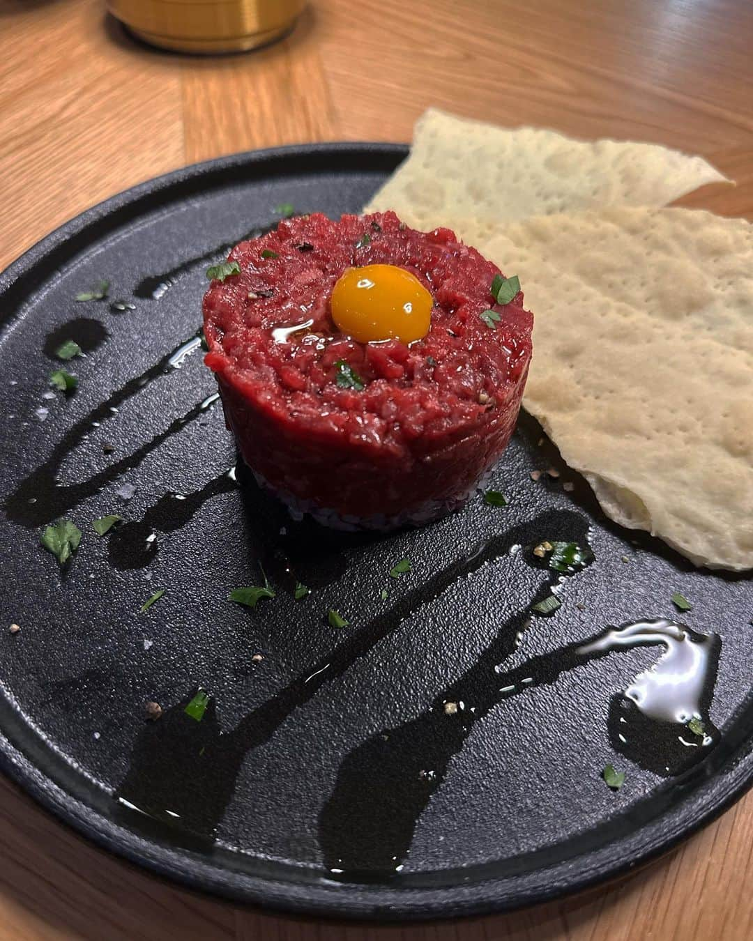 里海さんのインスタグラム写真 - (里海Instagram)「大好きなステーキ🥩🥩🥩 子供にもワンちゃんにもフレンドリーな @oceangoodtable_shibuya で🍴 全ての食事が美味しいですよ😉  我が家の坊ちゃんは寝てますが 2人の一歳のお誕生日を お祝いしました❤️ @pascalmariedesmarais_pmd の 子供はお誕生日当日でした❤️ 素敵なお店で素敵な夜を 大好きな友達と過ごせました🥰  私たちを幸せにしてくれる2人 産まれてきてくれてありがとう🥰  #オーシャングッドテーブル渋谷 #shibuya_ogt #steakfrites #PR」10月4日 8時04分 - satoumi0330