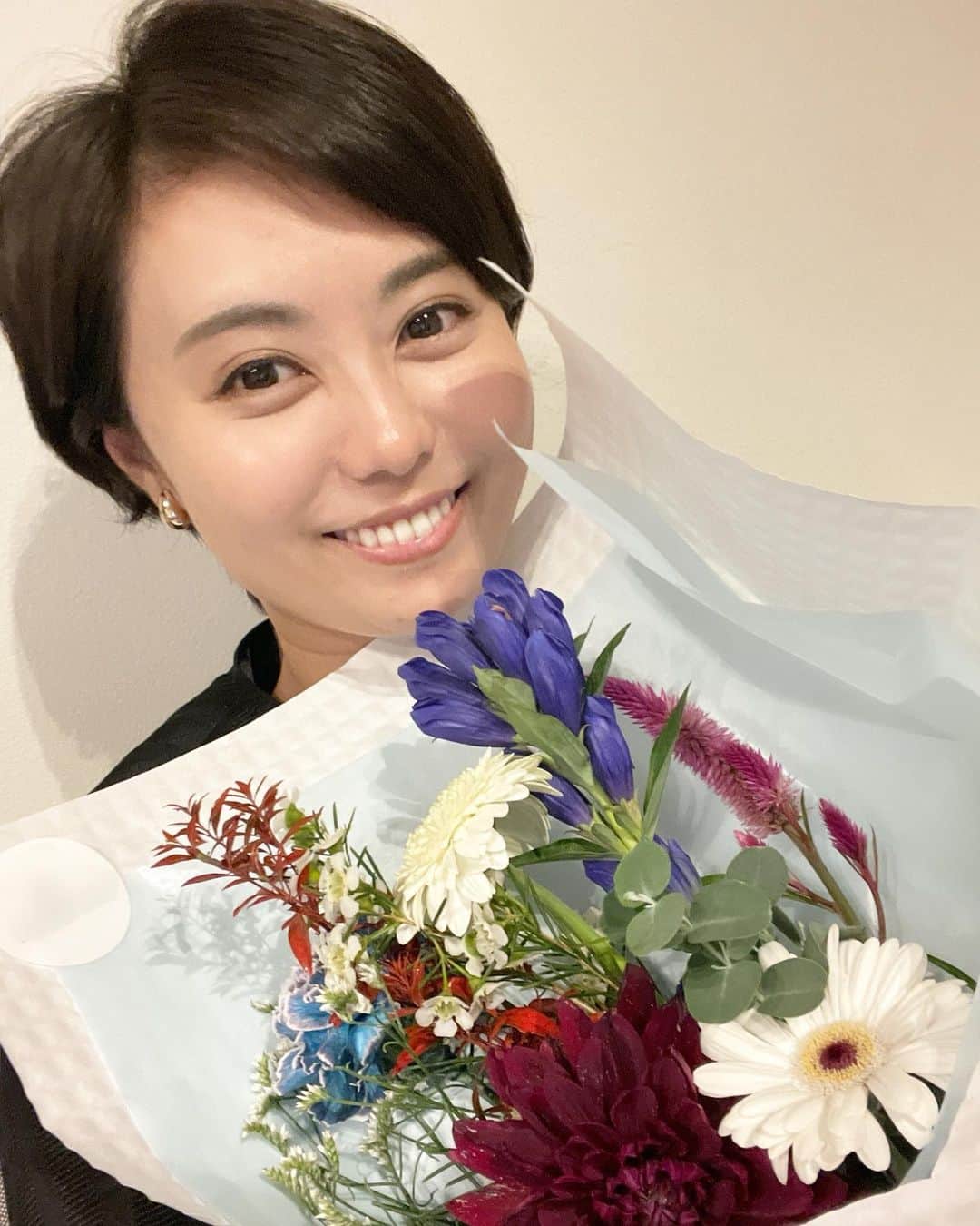 瀧口友里奈のインスタグラム：「Last night 💐」