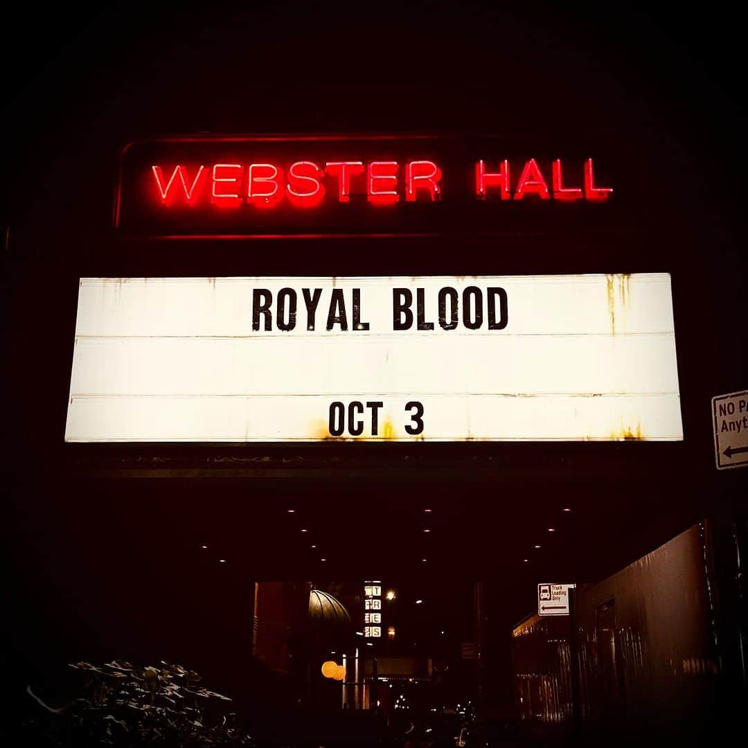 Julen Esteban-Pretelのインスタグラム：「Last night’s show of @royalblooduk at the @brooklynsteel was amazing fun. Tonight: Take 2 at the @websterhall in Manhattan. #royalblood #USTour #livemusic #NYC #LimPress #TourDreams」