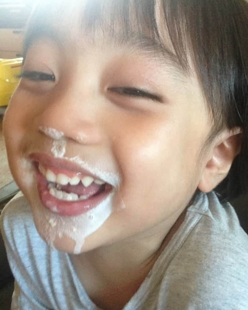 木原さとみさんのインスタグラム写真 - (木原さとみInstagram)「今日は、息子の14歳の誕生日！ 朝から息子の写真見返してました。 可愛かったなーー❤️ 色々必死であの頃は余裕なかった。勿体ない。 忘れてることも。 今もまだまだお子ちゃまな感じだけど😅 これからも健康で、人生もっともっと楽しんで欲しい。 #お誕生日おめでとう　 #10月4日 #天使の日」10月4日 8時33分 - satop0704