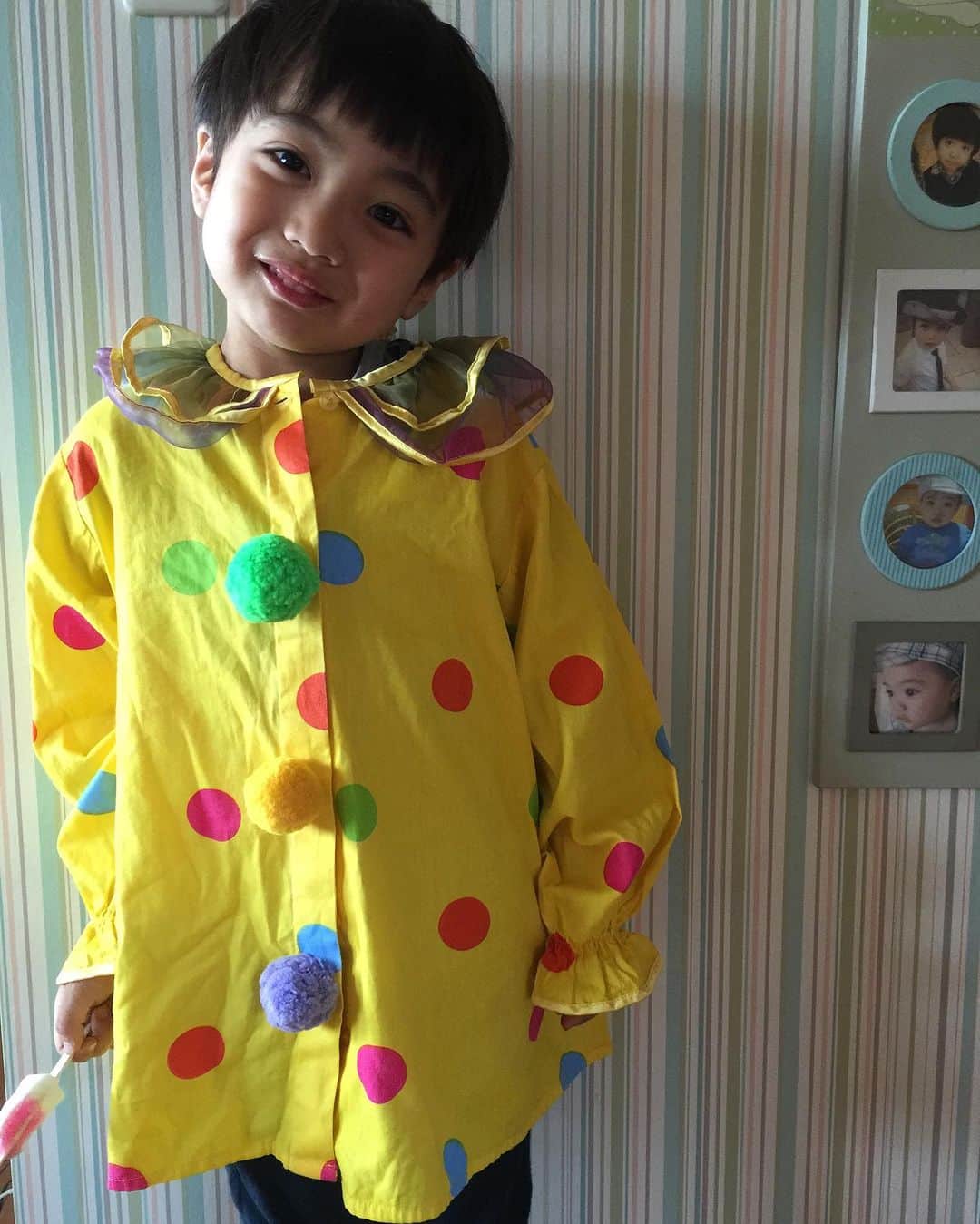 木原さとみさんのインスタグラム写真 - (木原さとみInstagram)「今日は、息子の14歳の誕生日！ 朝から息子の写真見返してました。 可愛かったなーー❤️ 色々必死であの頃は余裕なかった。勿体ない。 忘れてることも。 今もまだまだお子ちゃまな感じだけど😅 これからも健康で、人生もっともっと楽しんで欲しい。 #お誕生日おめでとう　 #10月4日 #天使の日」10月4日 8時33分 - satop0704
